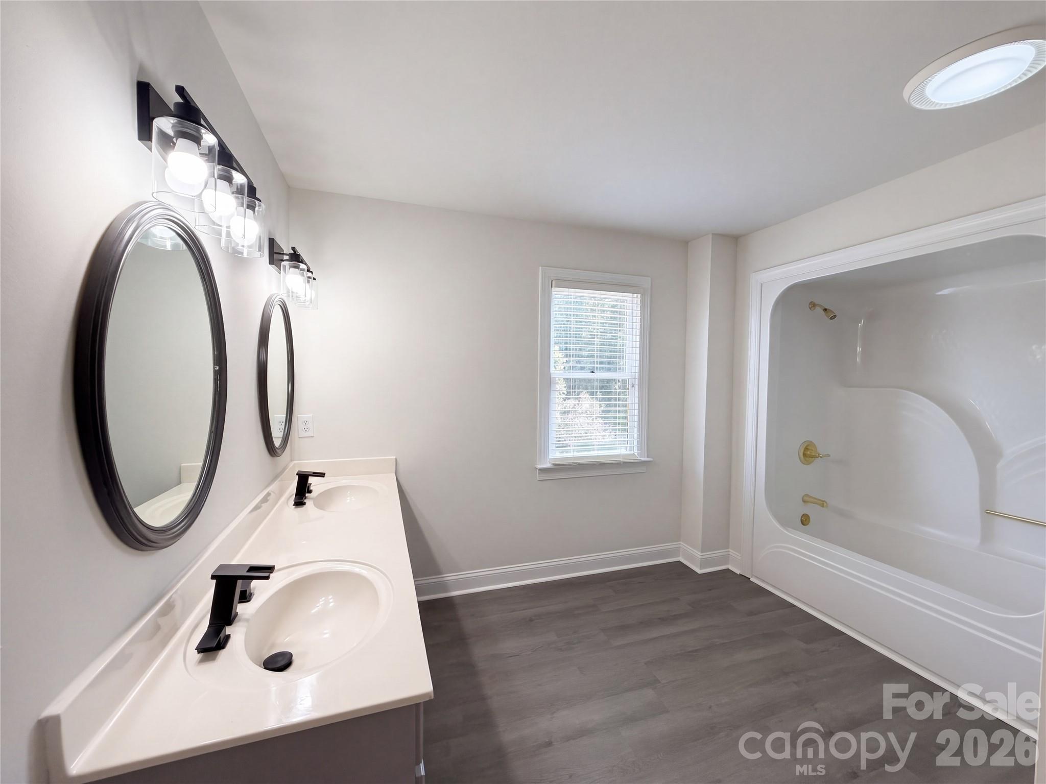 Single Family Residence at 4215 3rd Street NW, Hickory, photo 16 of 24
