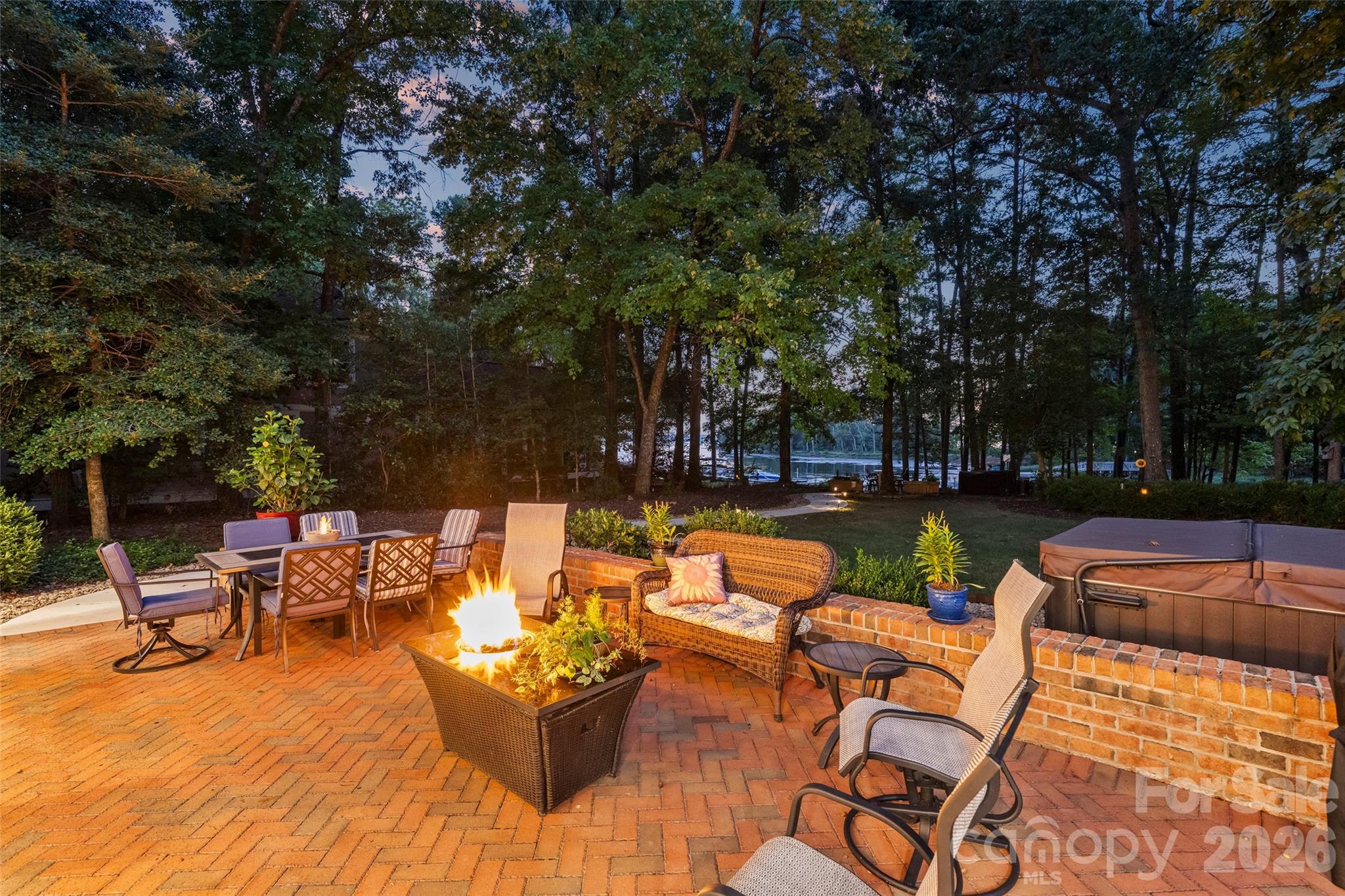 Single Family Residence at 155 Pearl Bay Drive, New London, photo 29 of 36