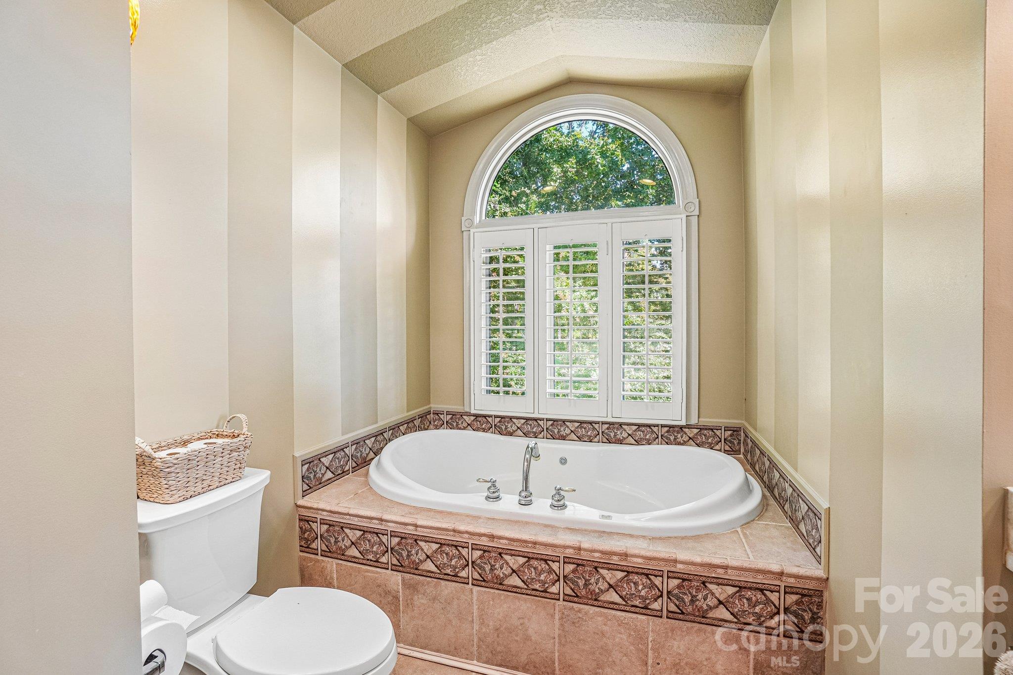 Single Family Residence at 239 Bearwallow Mountain Road, Hendersonville, photo 14 of 38