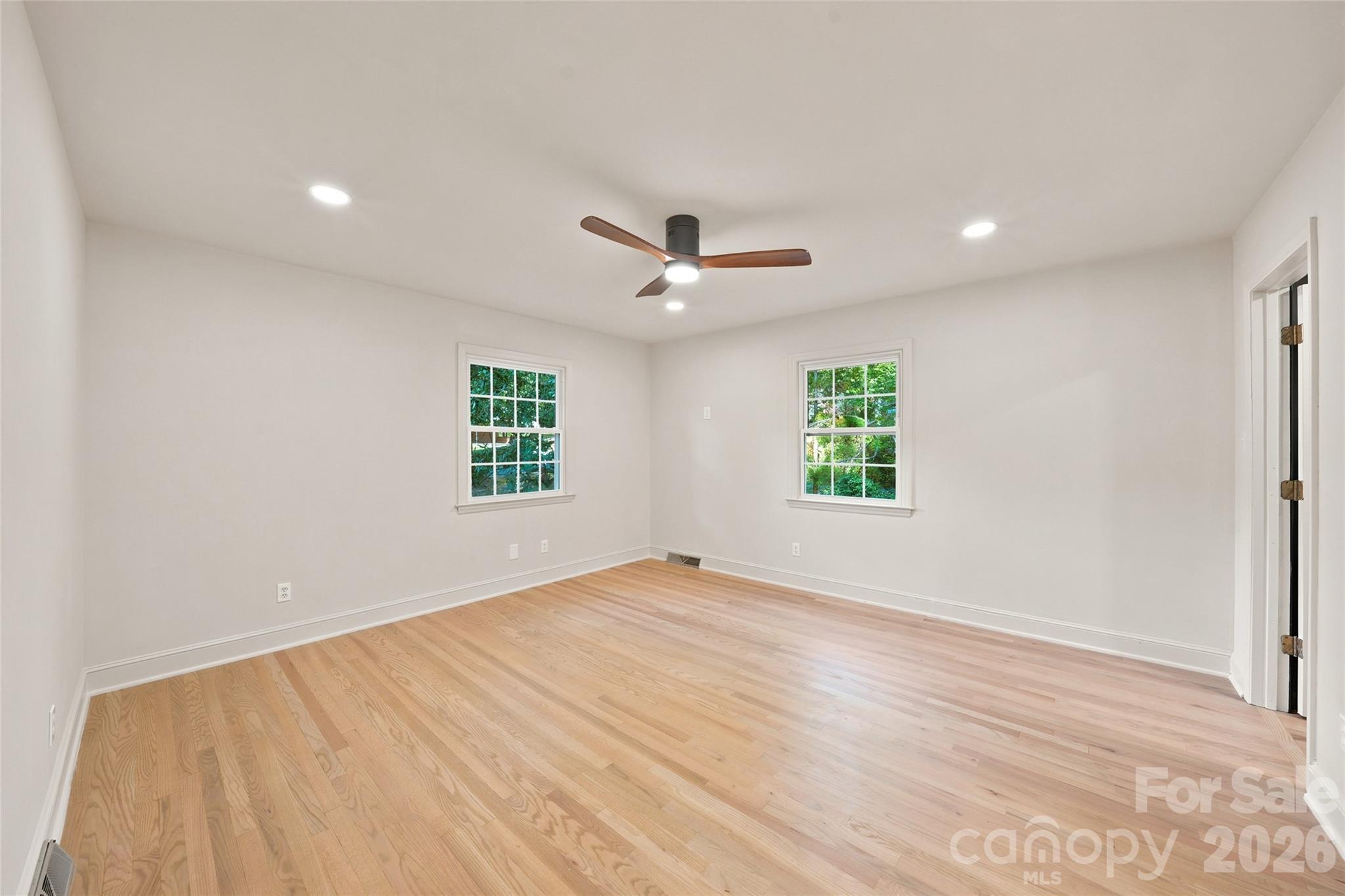 Single Family Residence at 7527 Gayle Avenue, Charlotte, photo 29 of 53