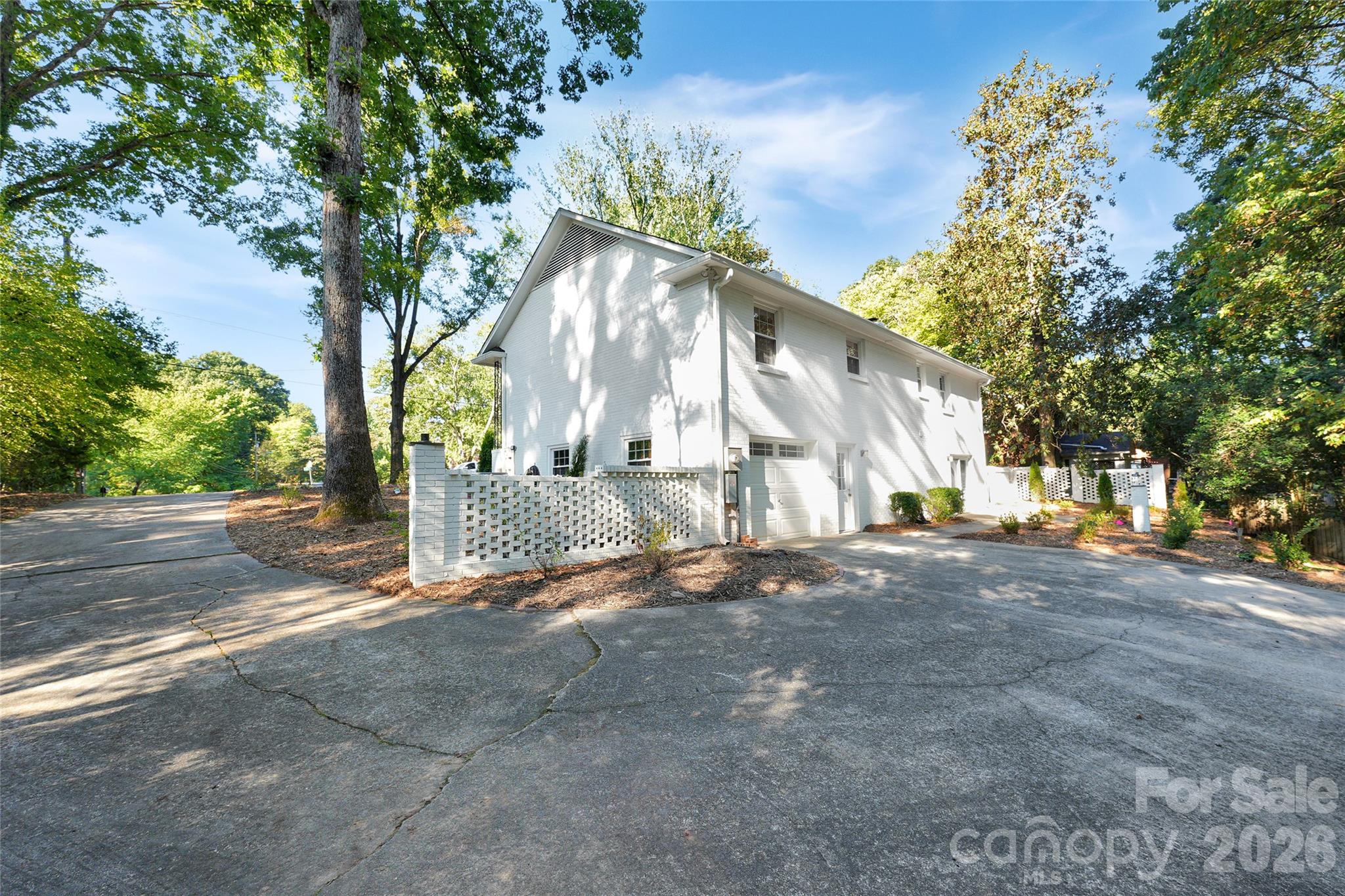 Single Family Residence at 7527 Gayle Avenue, Charlotte, photo 49 of 53