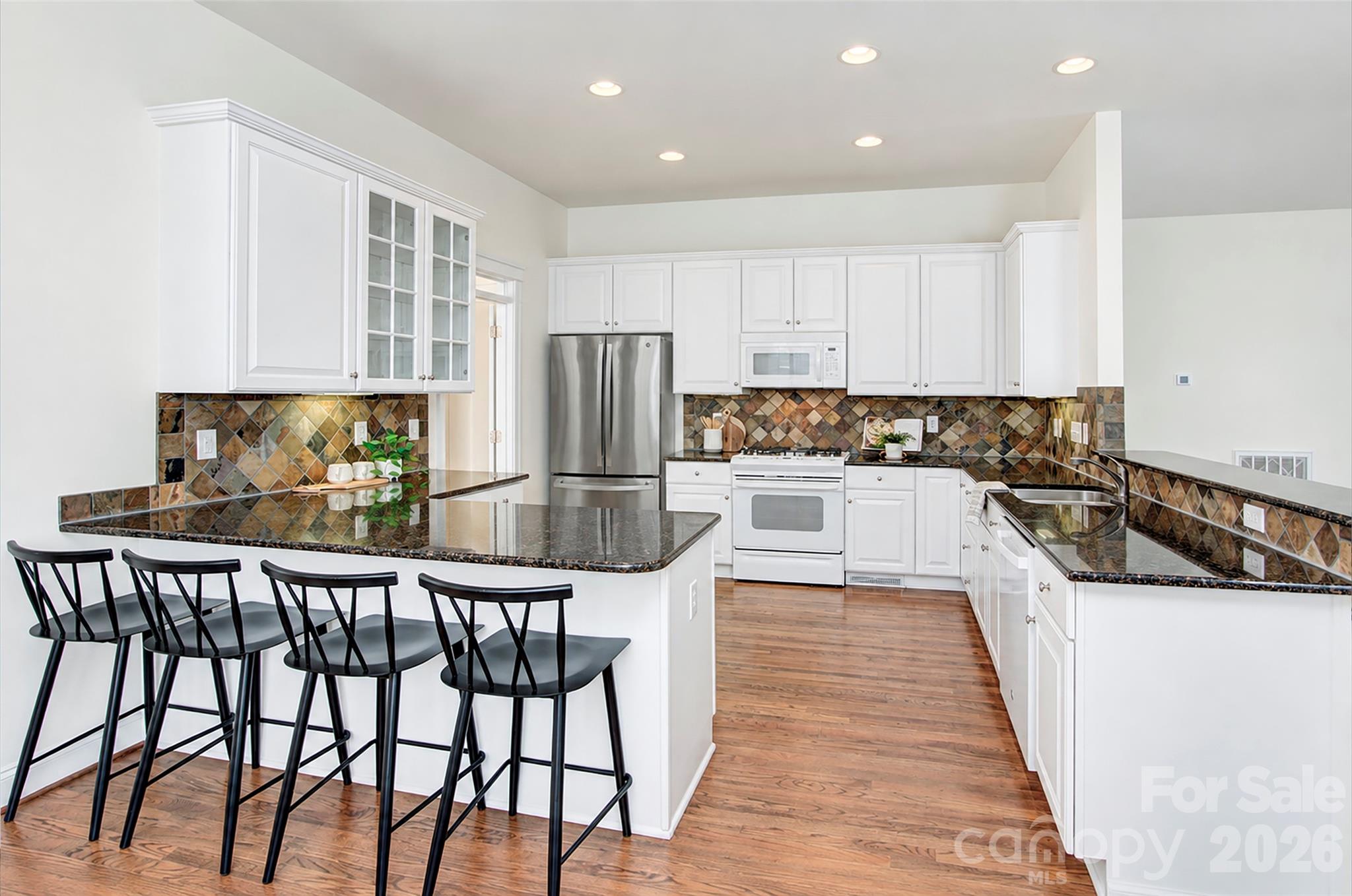 Open kitchen floorplan - 16418 Spruell Street, Huntersville
