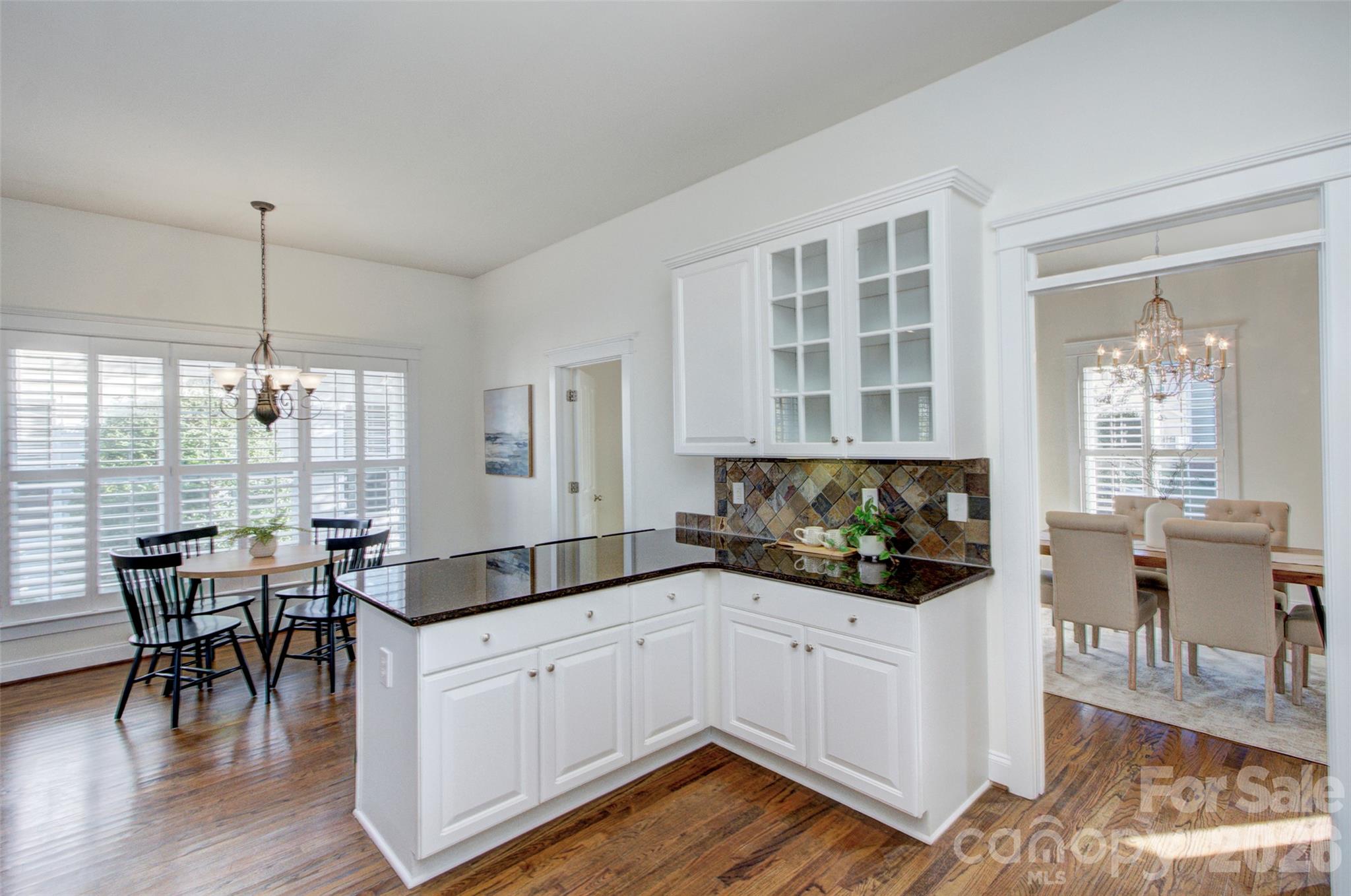 Kitchen - 16418 Spruell Street, Huntersville