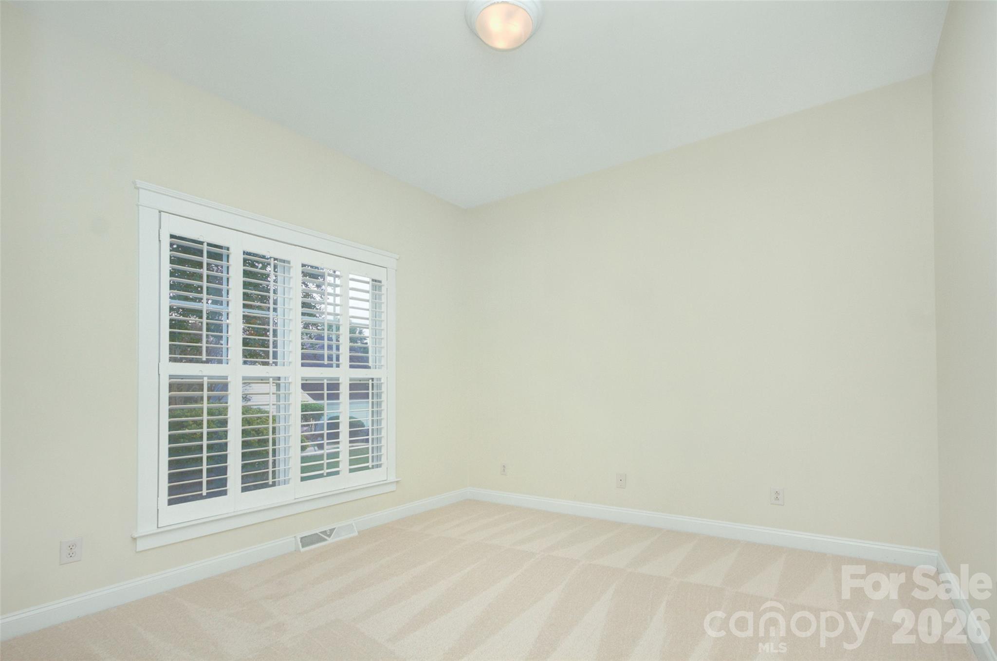 Spacious secondary bedrooms.. new carpet! - 16418 Spruell Street, Huntersville
