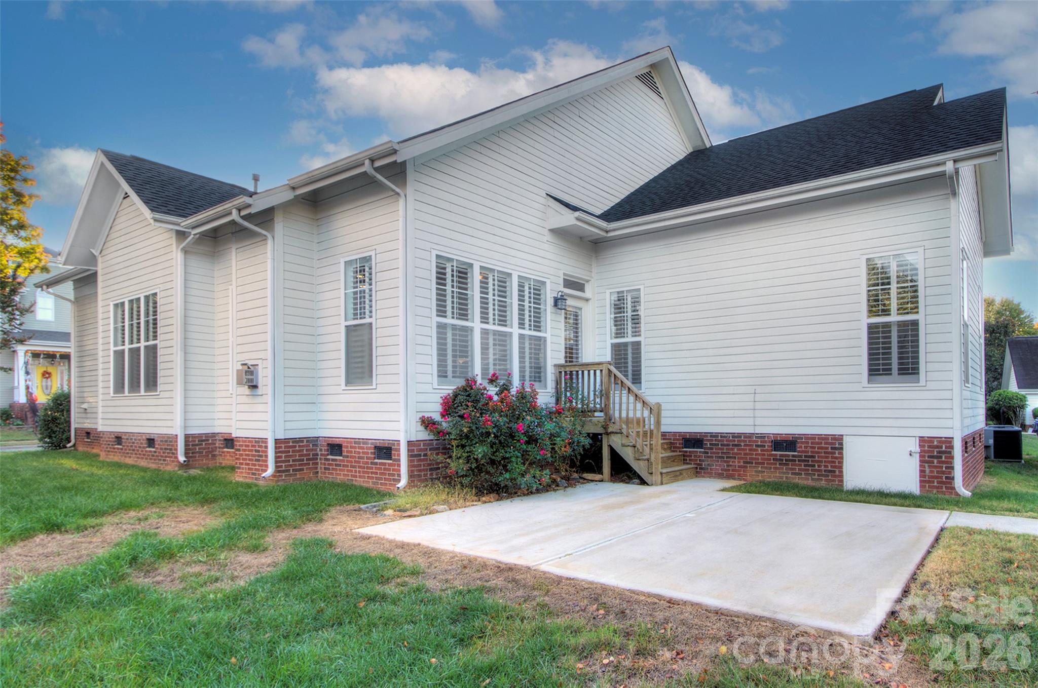 Single Family Residence at 16418 Spruell Street, Huntersville, photo 31 of 40