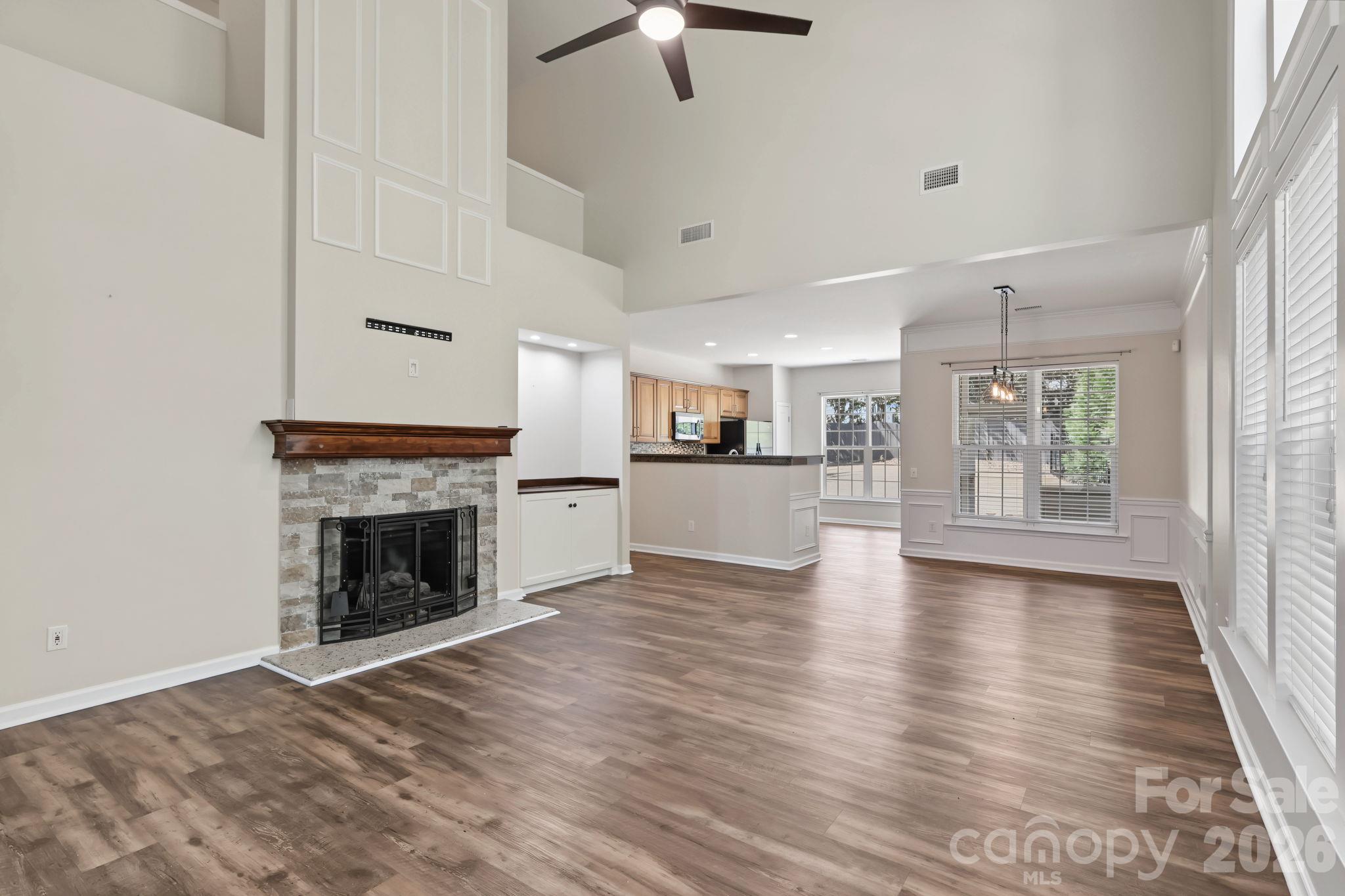 Single Family Residence at 3402 Darlington Road, Matthews, photo 9 of 41