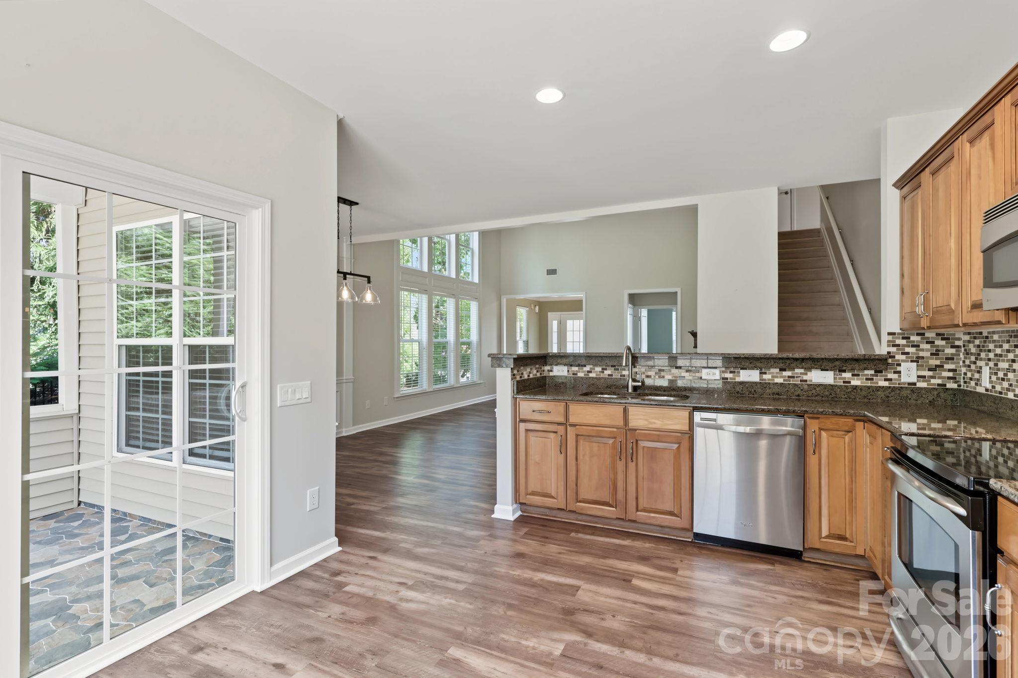 Single Family Residence at 3402 Darlington Road, Matthews, photo 14 of 41