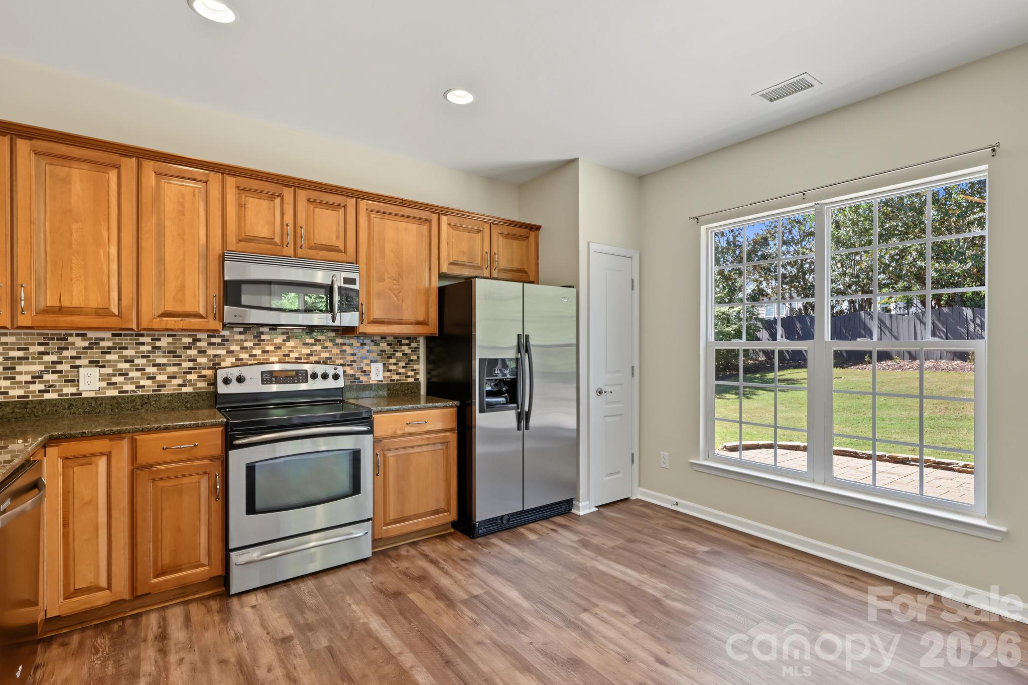 Single Family Residence at 3402 Darlington Road, Matthews, photo 15 of 41