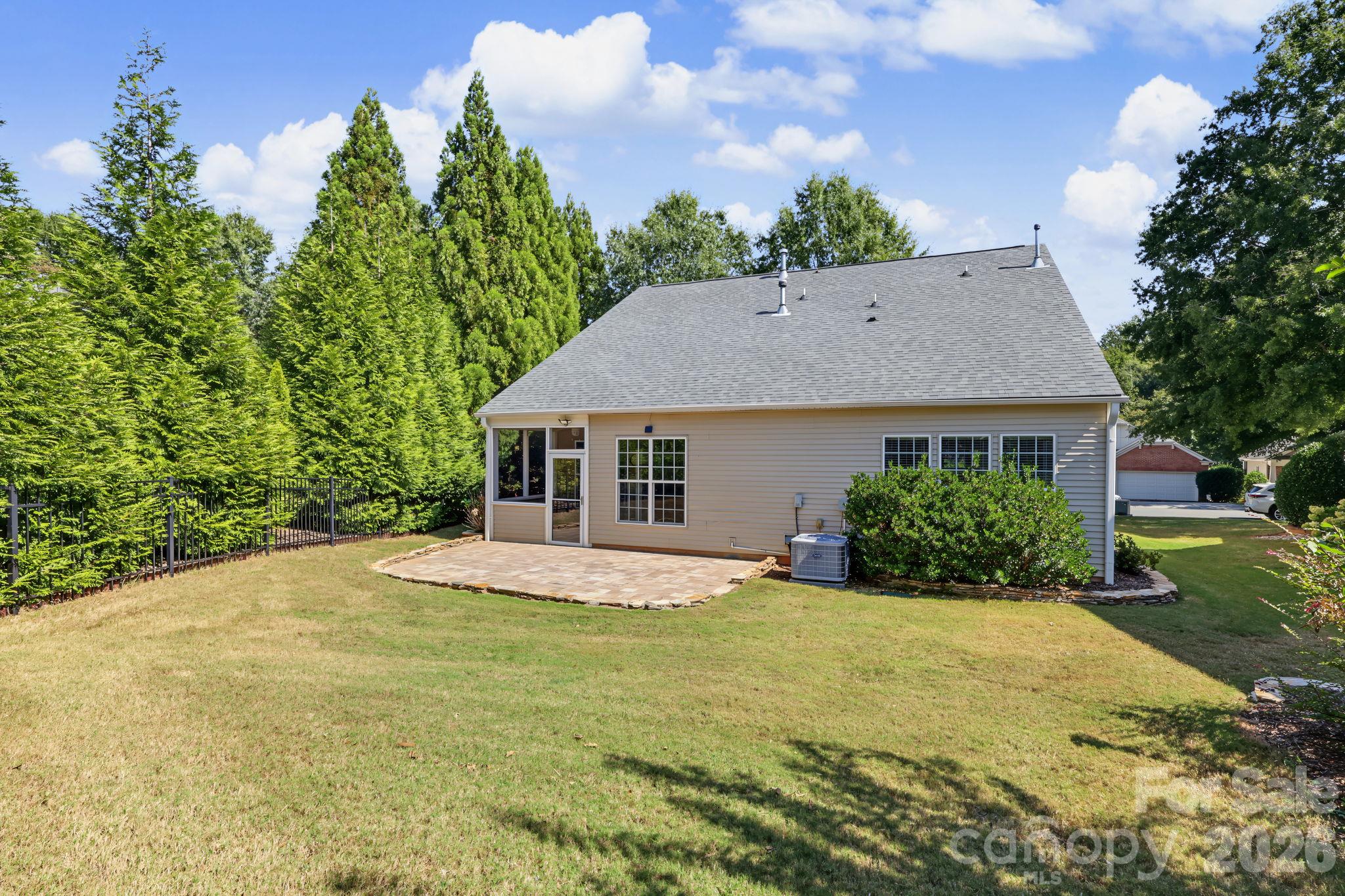 Single Family Residence at 3402 Darlington Road, Matthews, photo 38 of 41