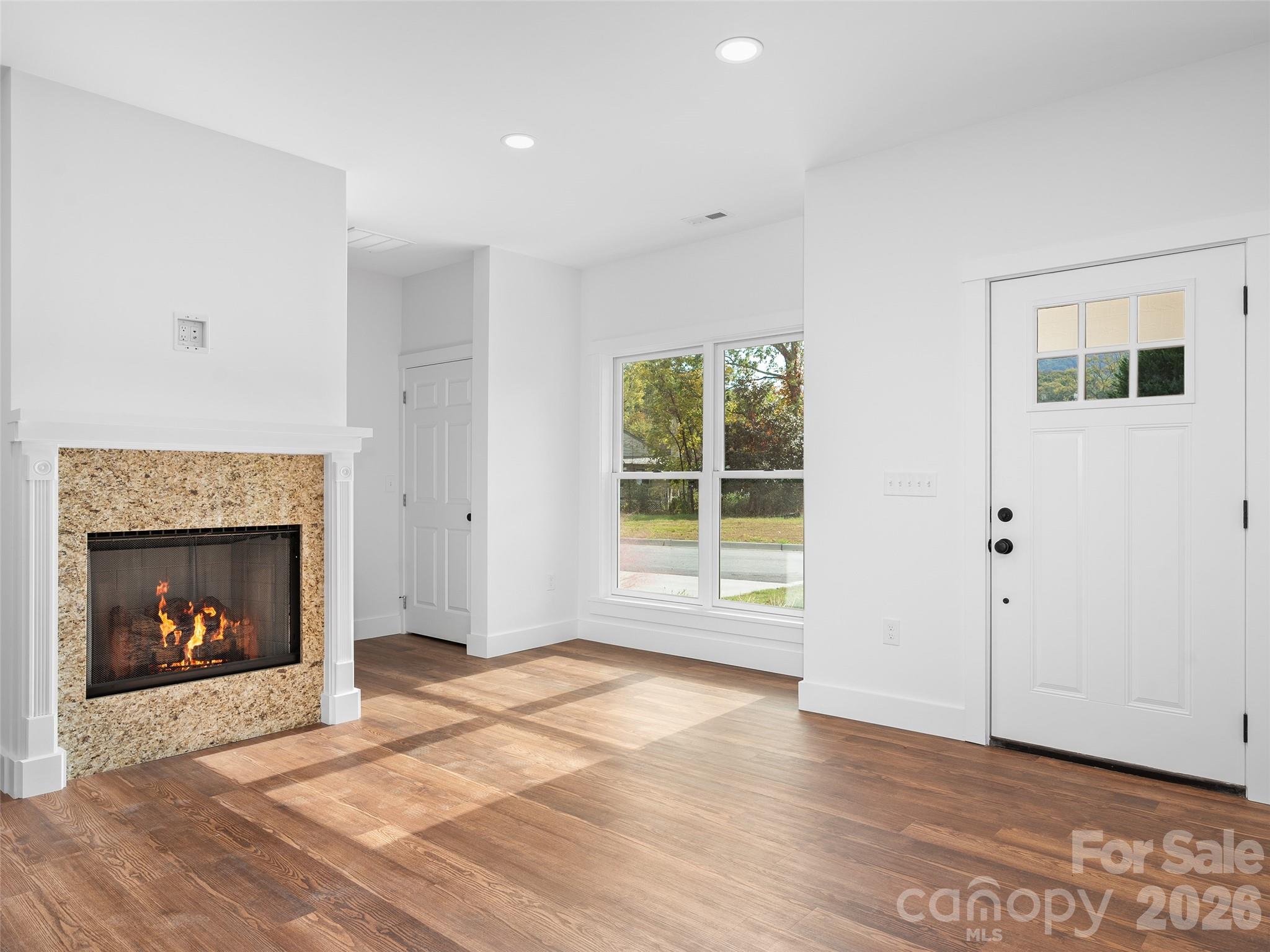 Townhouse at 11 Riemar Lane, Waynesville, photo 18 of 37