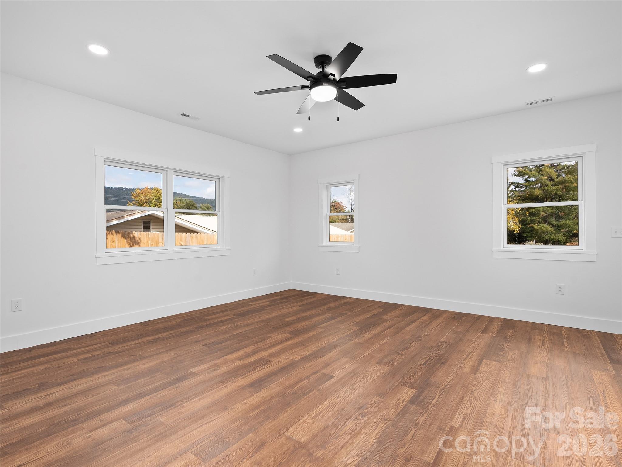 Townhouse at 15 Riemar Lane, Waynesville, photo 18 of 40