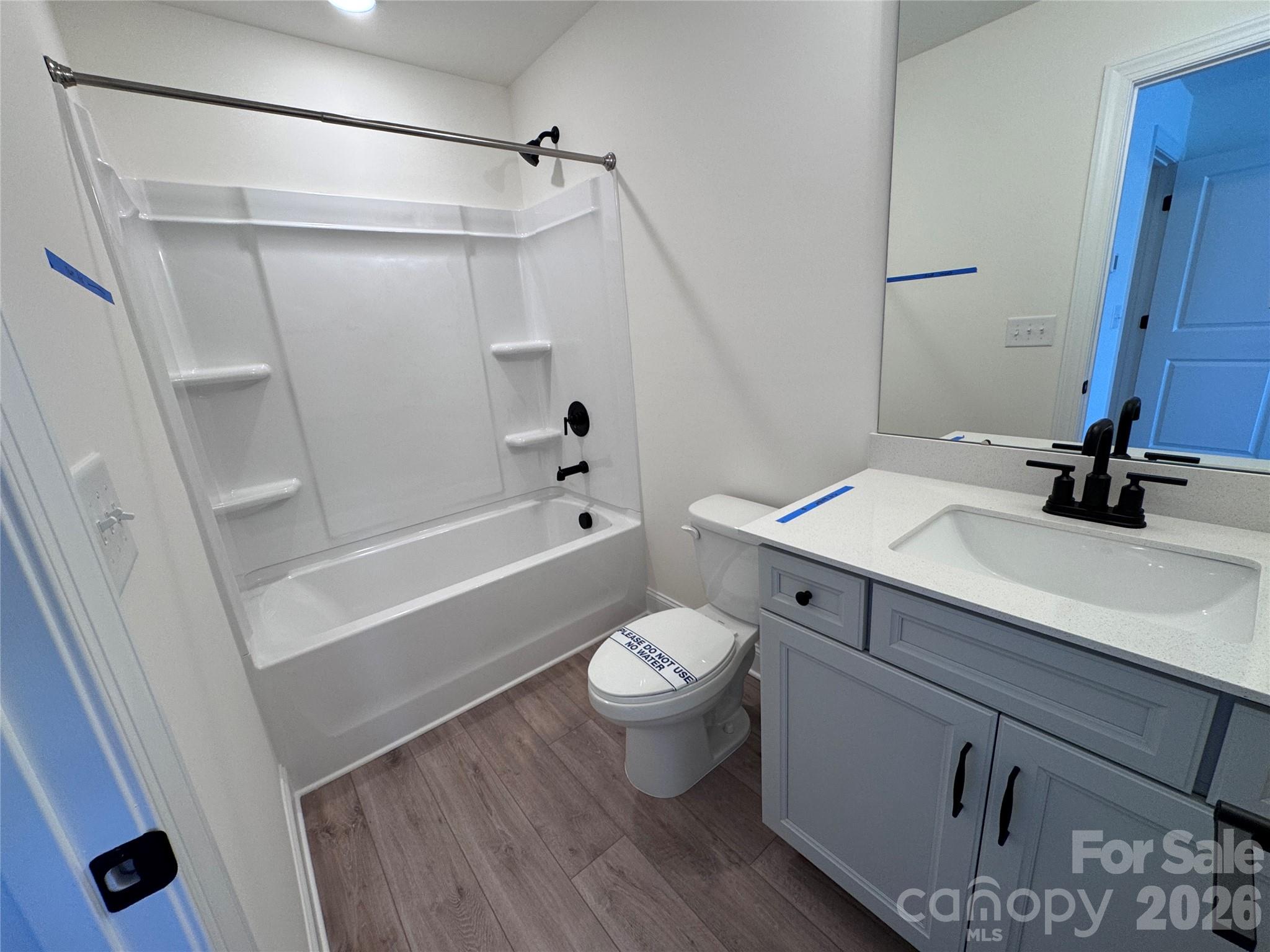 Upper level bath - 2760 Ashton Park Lane, Monroe