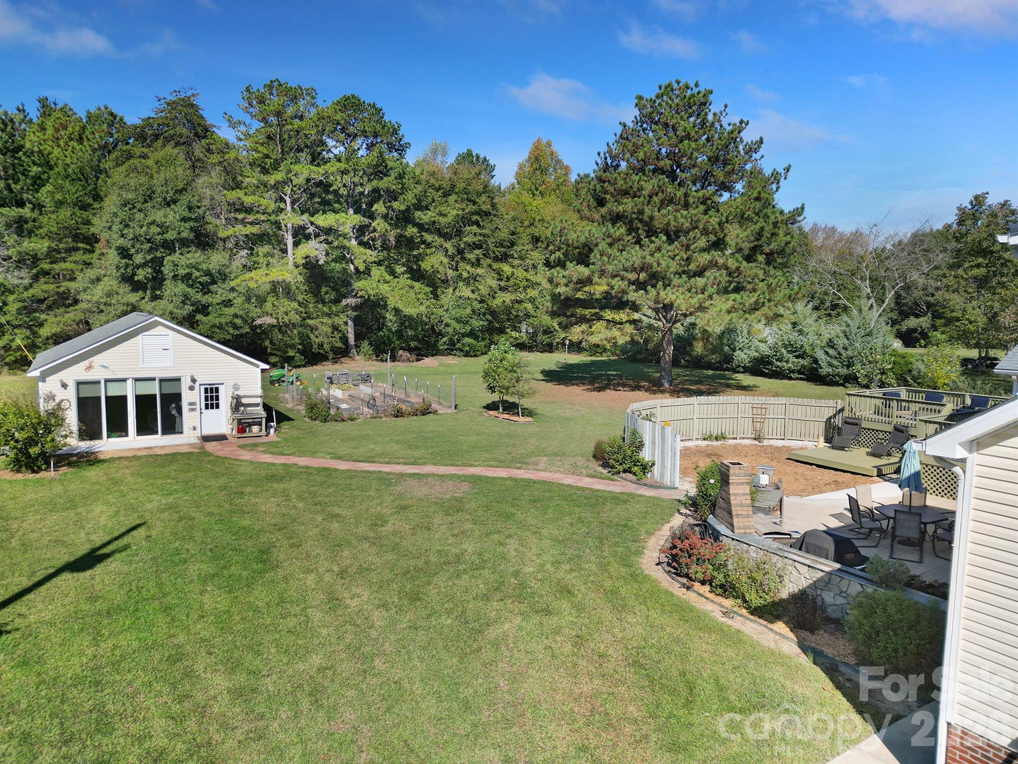 Single Family Residence at 530 Calabash Road, Clover, photo 43 of 47