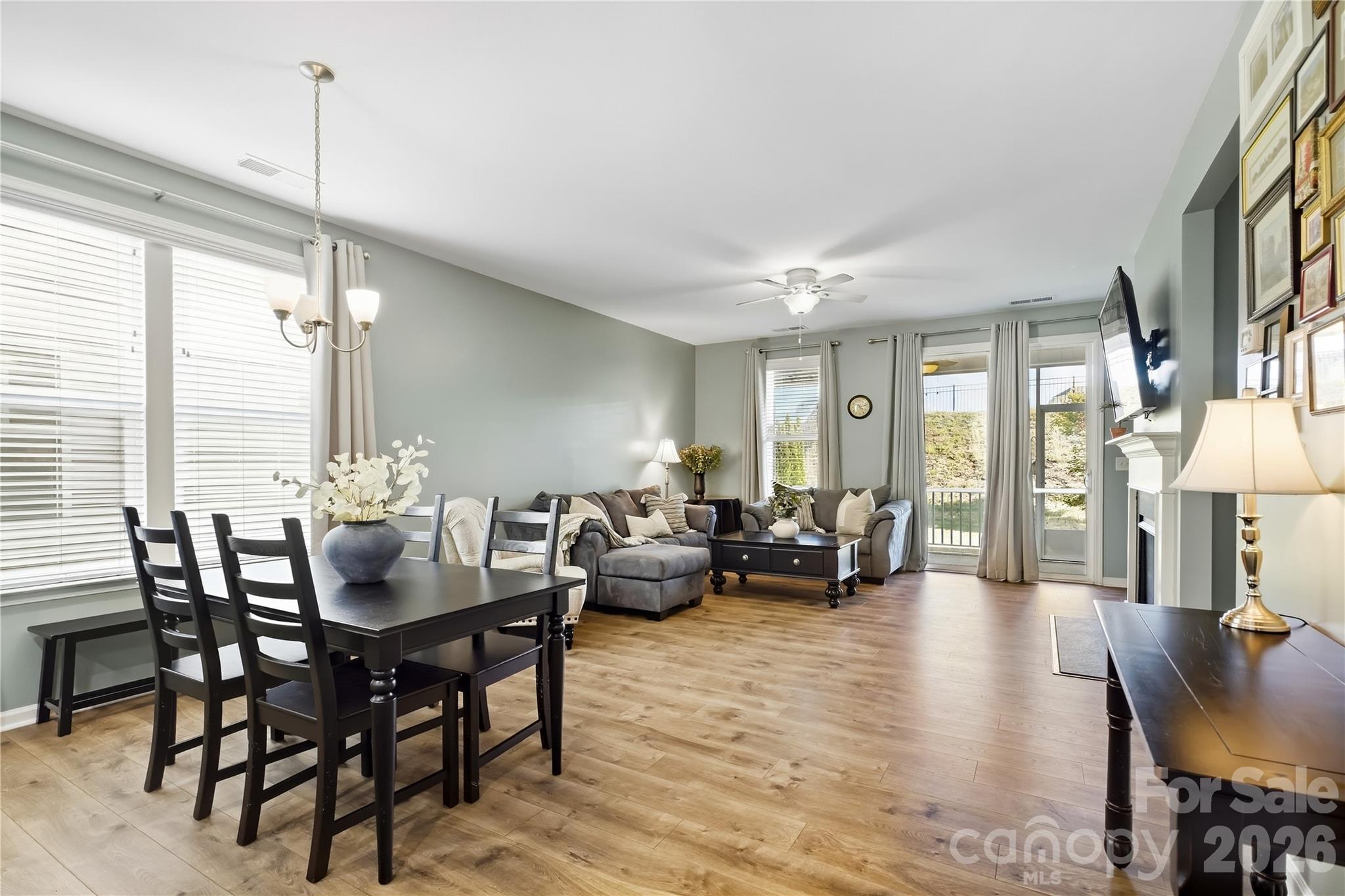 Single Family Residence at 4386 Hunton Dale Road NW, Concord, photo 6 of 22