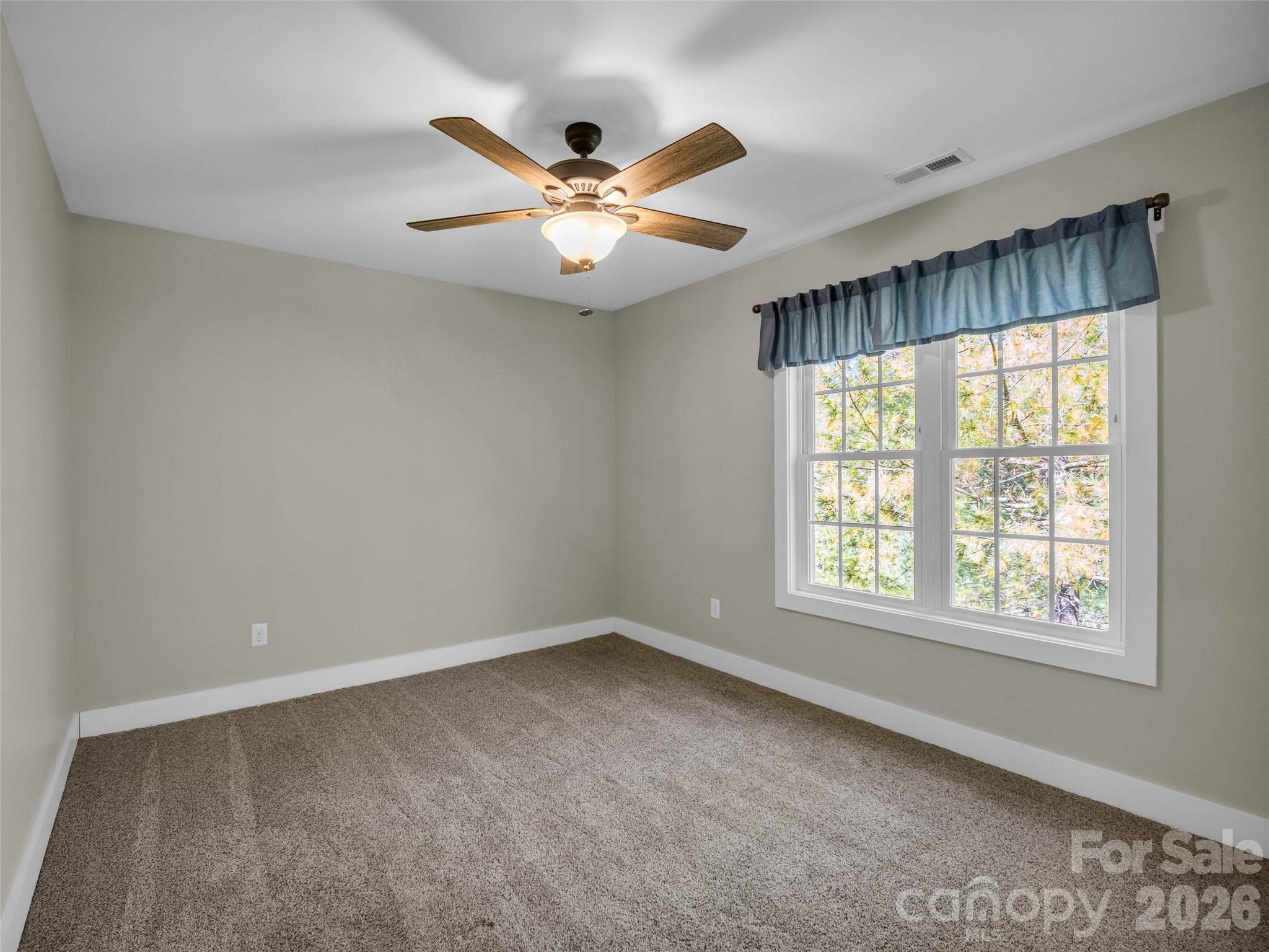 Single Family Residence at 103 Garren Shady Way, Fairview, photo 31 of 48