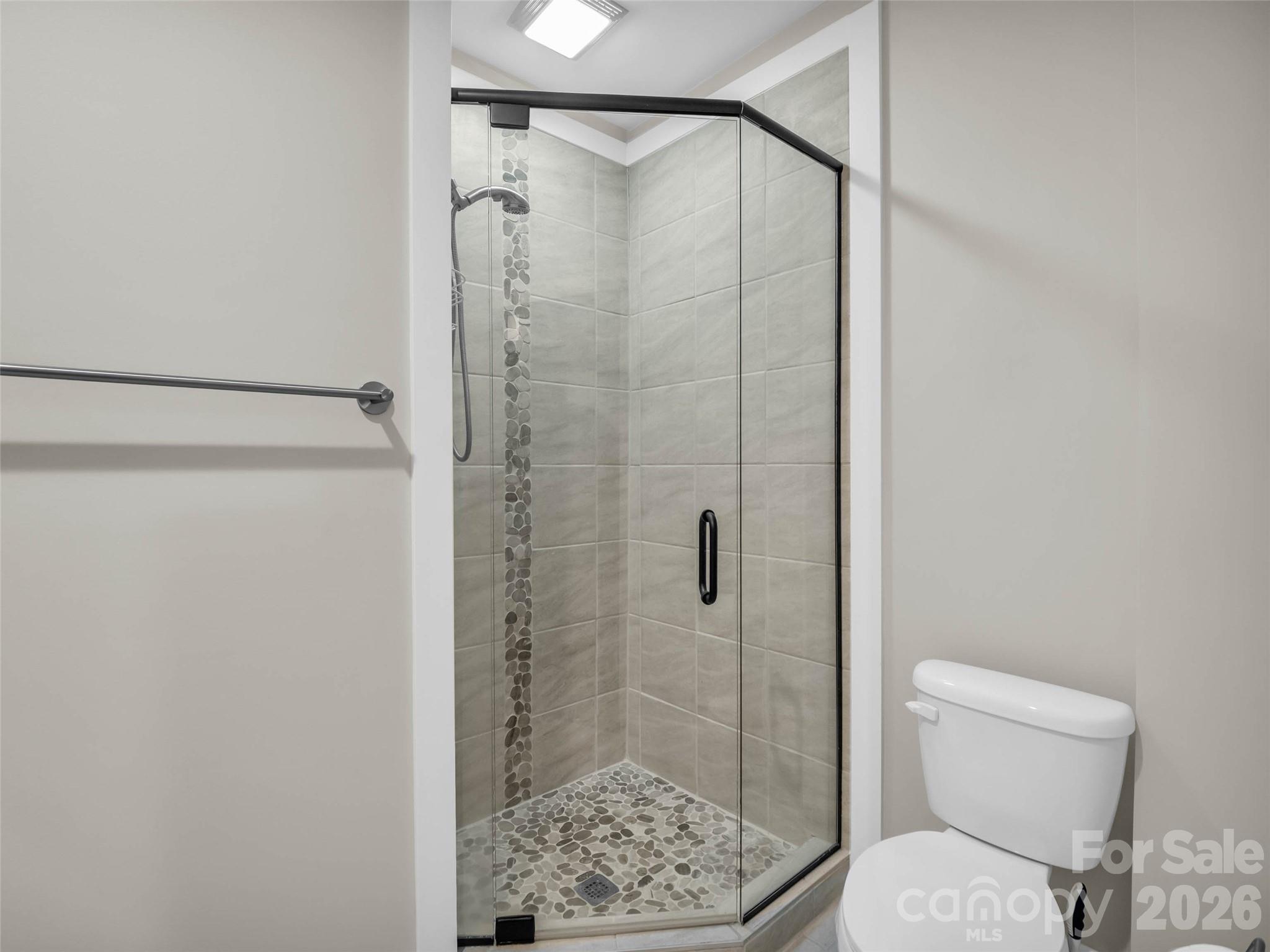 Single Family Residence at 103 Garren Shady Way, Fairview, photo 37 of 48