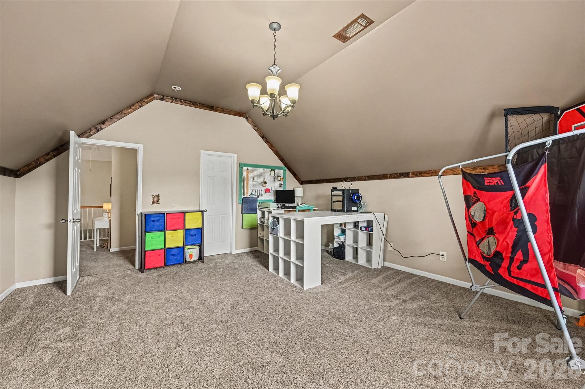 Single Family Residence at 647 Winding Branch Road, Rock Hill, photo 23 of 33