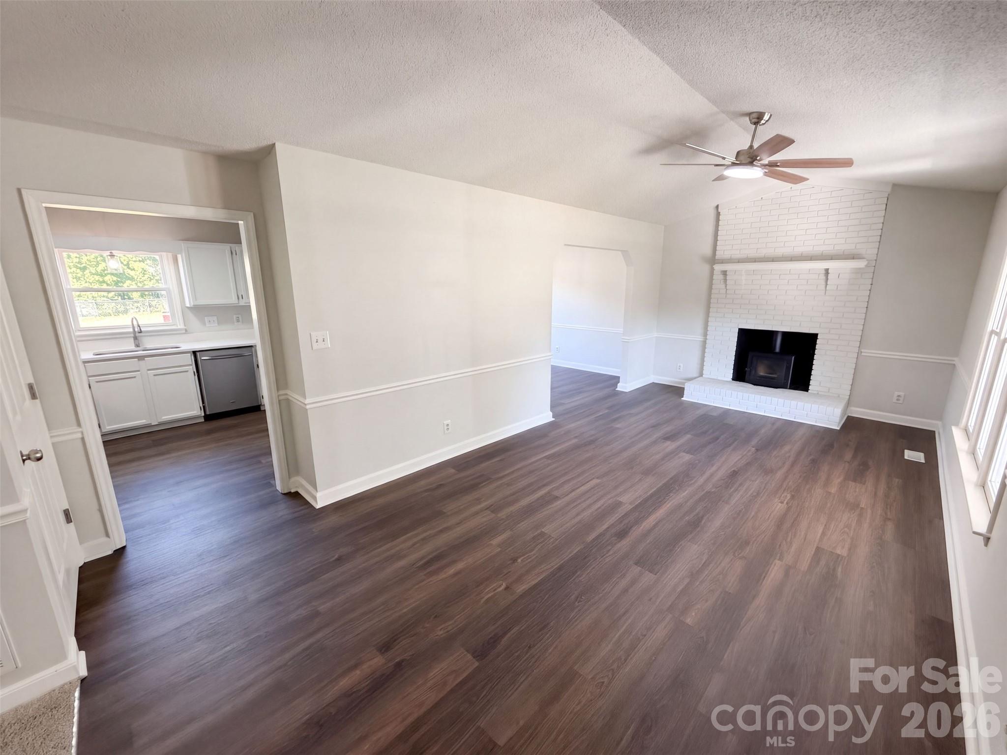 Single Family Residence at 708 Winding Way Drive, Monroe, photo 3 of 13