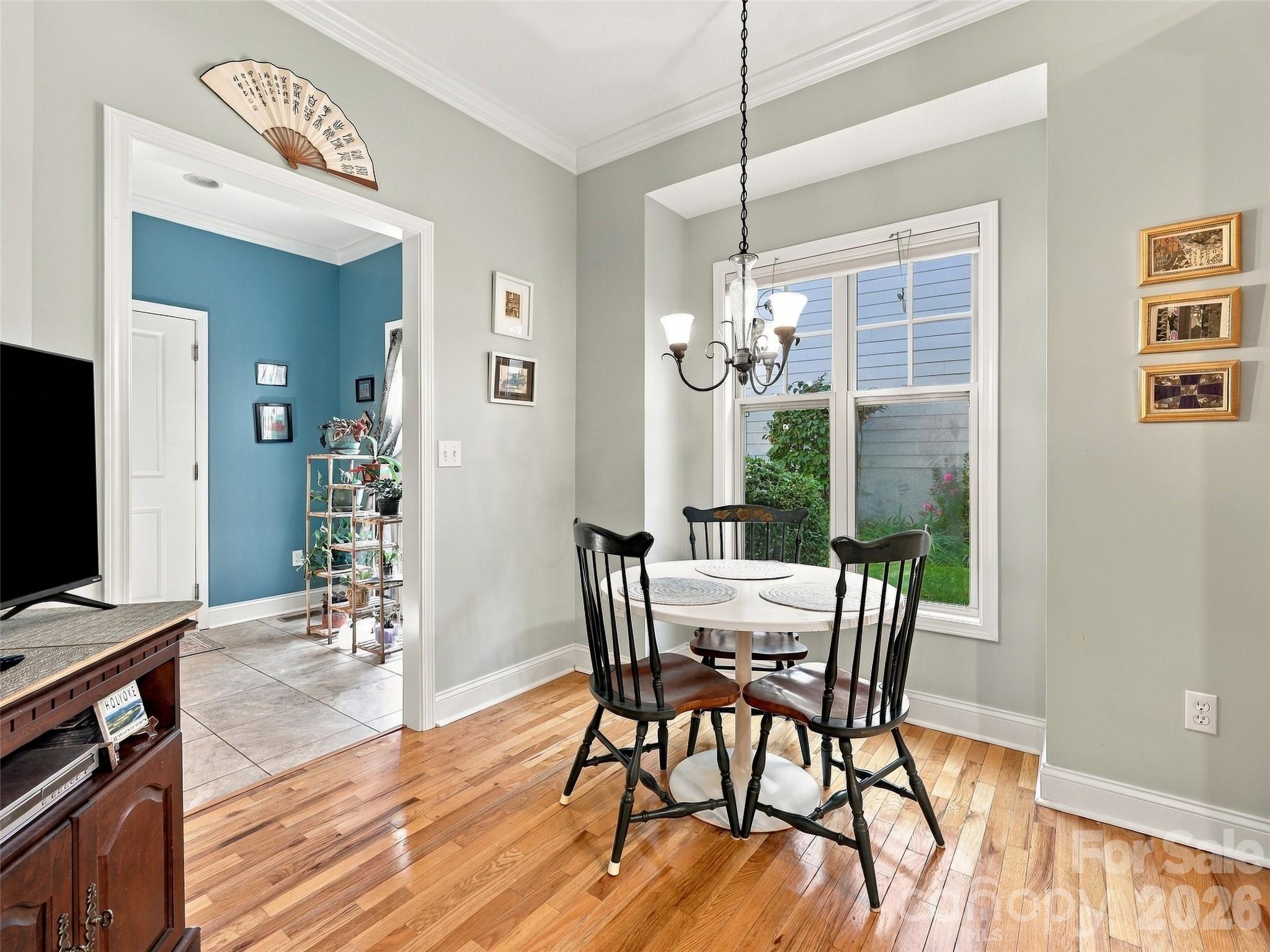 Townhouse at 220 Waterside Drive, Hendersonville, photo 15 of 48