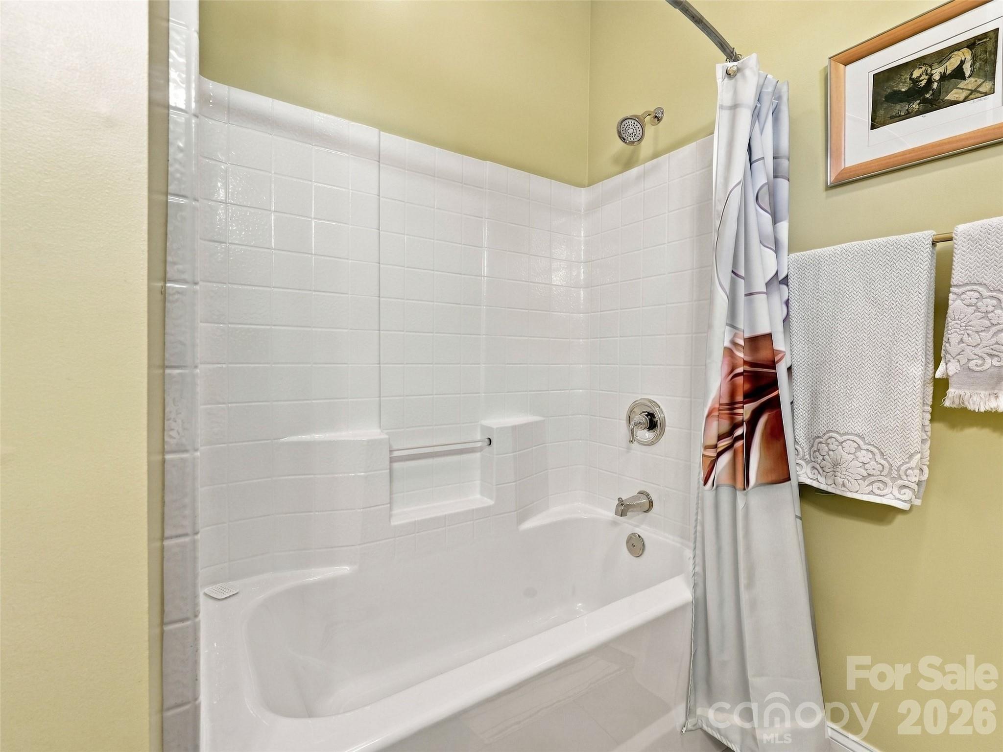 Townhouse at 220 Waterside Drive, Hendersonville, photo 26 of 48