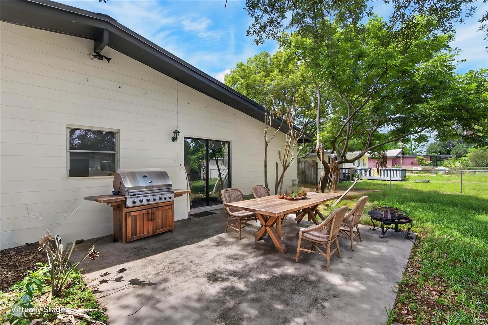 Single Family Residence at 113 6TH JPV ST, WINTER HAVEN, photo 9 of 44