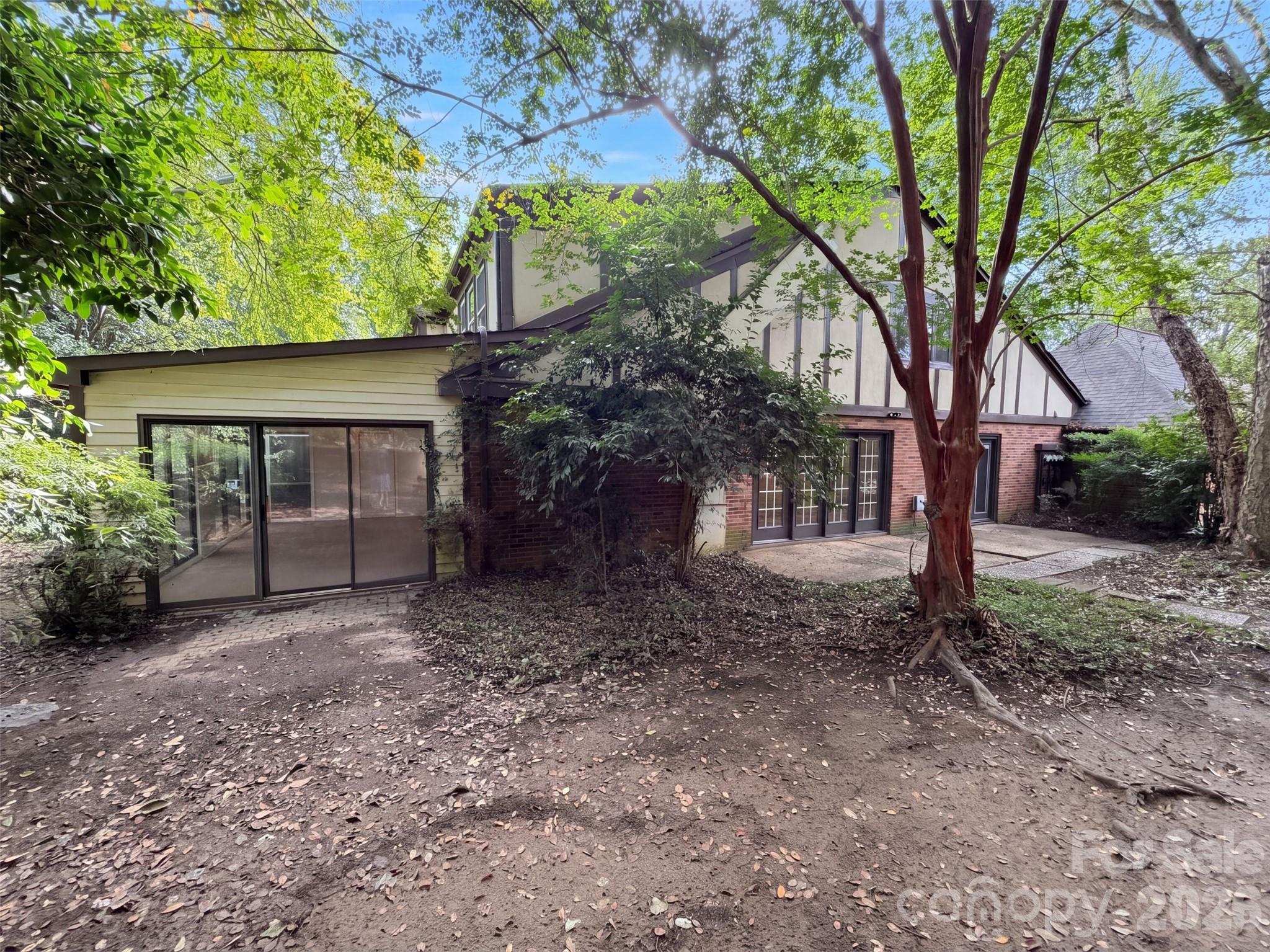 Condominium at 7022 Quail Hill Road, Charlotte, photo 19 of 20