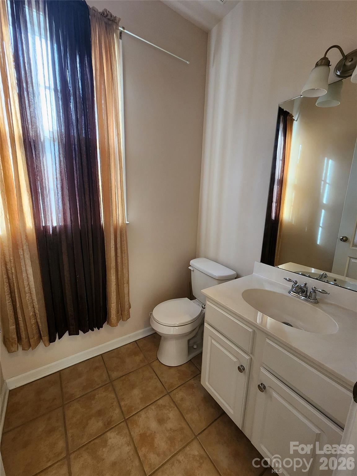 Single Family Residence at 9618 Chanson Place, Matthews, photo 5 of 21