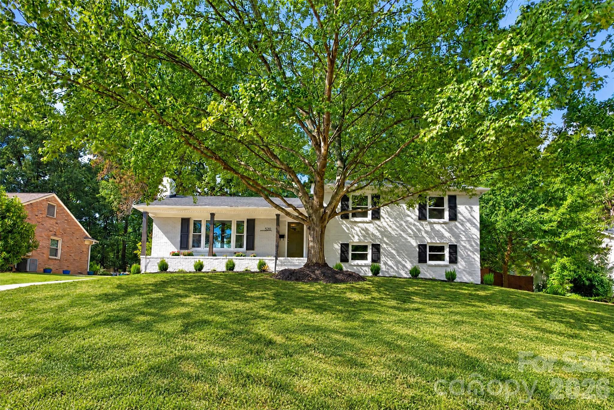 Single Family Residence at 3918 Rhodes Avenue, Charlotte, photo 2 of 45