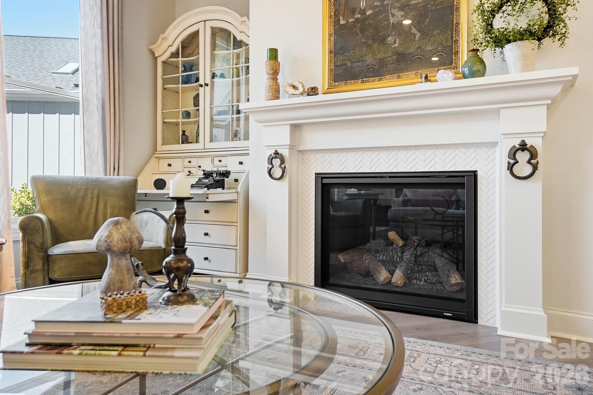 Single Family Residence at 112 Alenda Lux Circle, Mooresville, photo 14 of 48