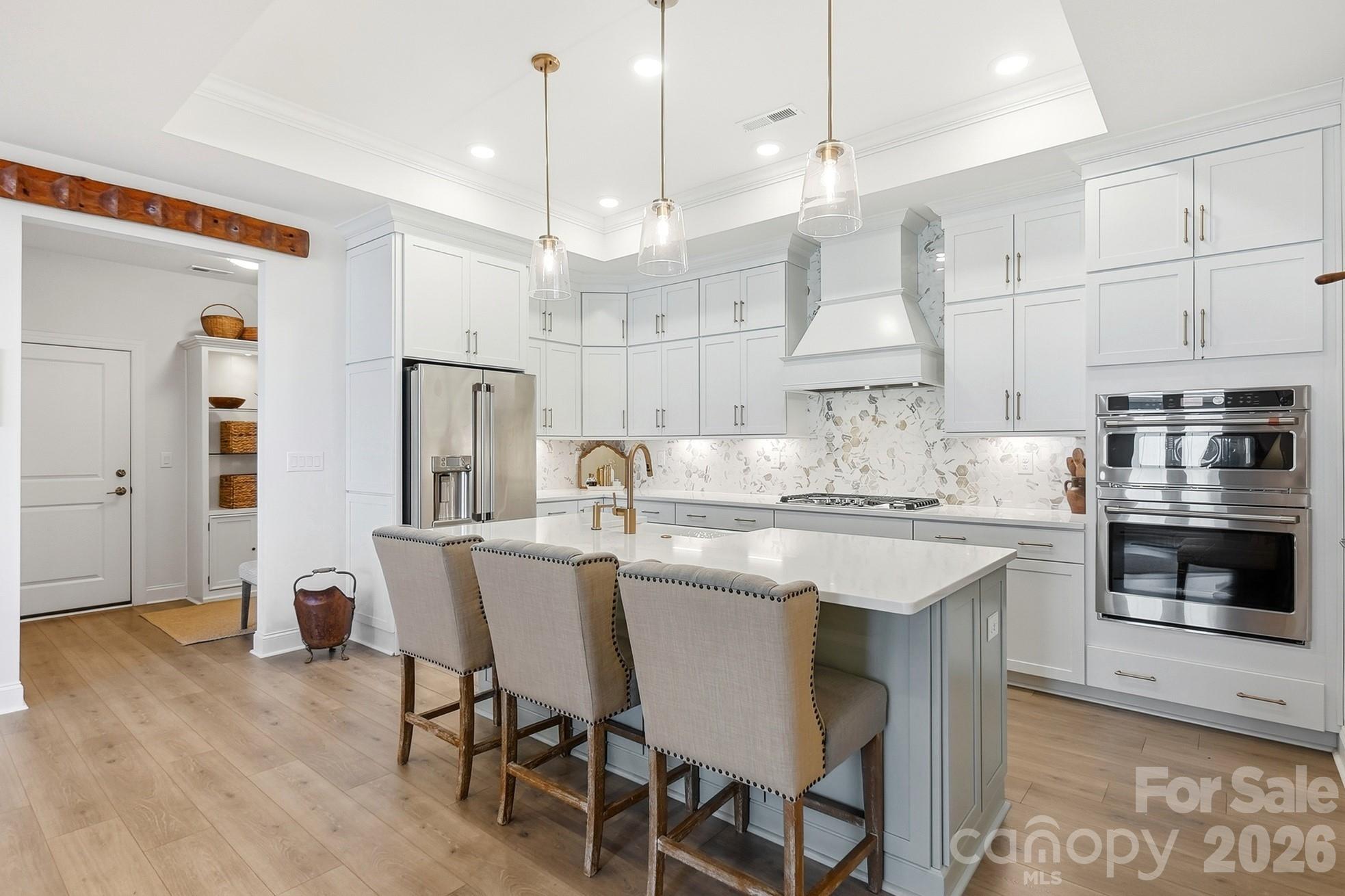 Single Family Residence at 112 Alenda Lux Circle, Mooresville, photo 18 of 48