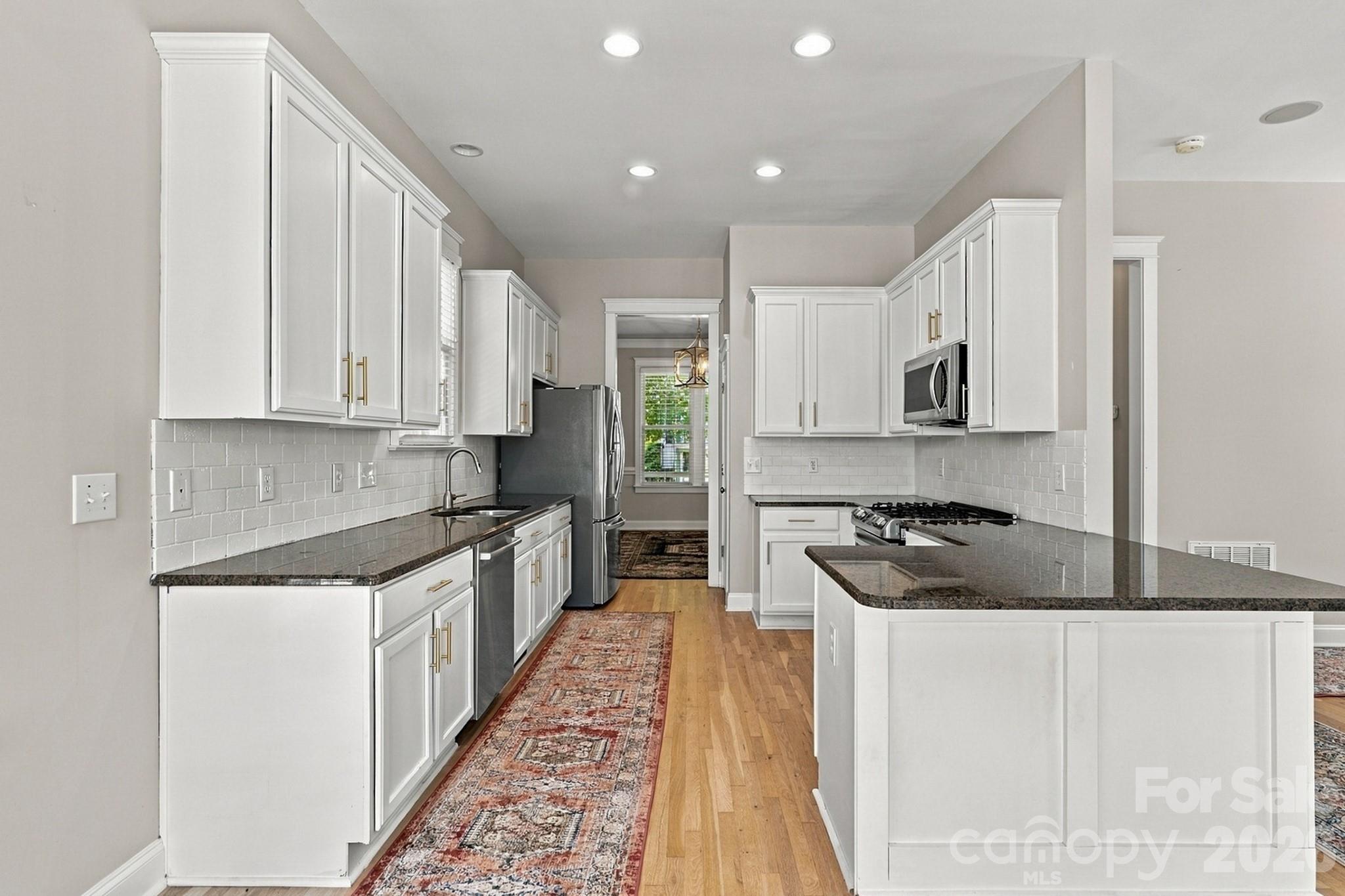 Single Family Residence at 629 Bracket Street, Fort Mill, photo 11 of 31