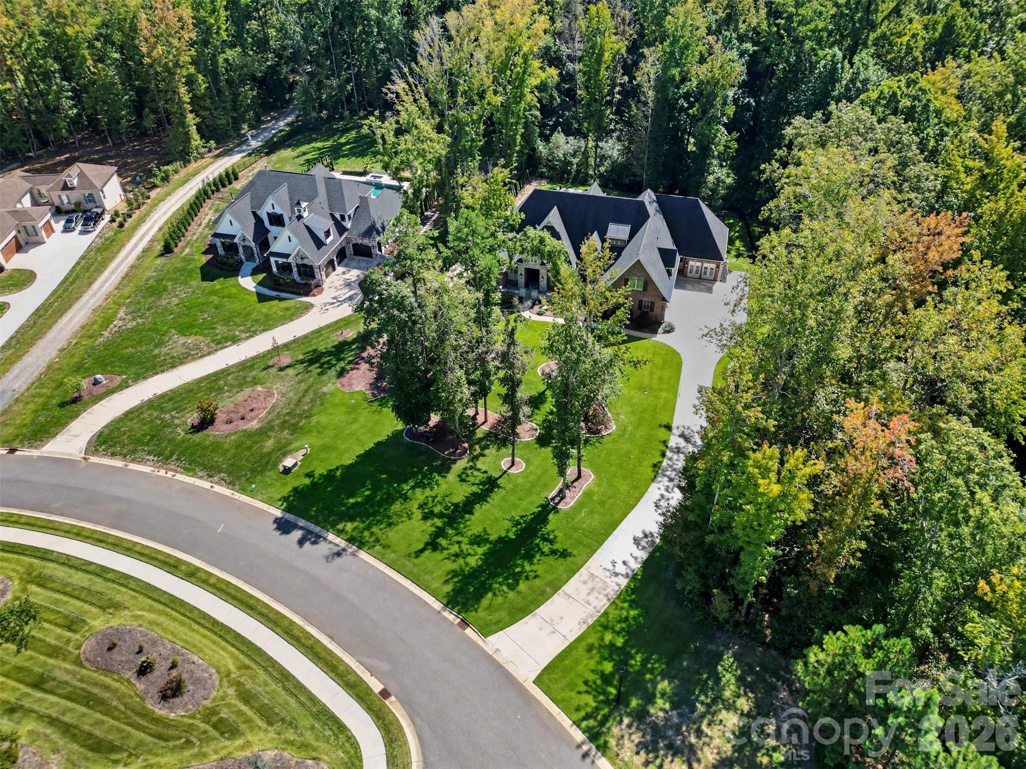 Single Family Residence at 4071 Poplar Ridge Drive, Fort Mill, photo 7 of 47