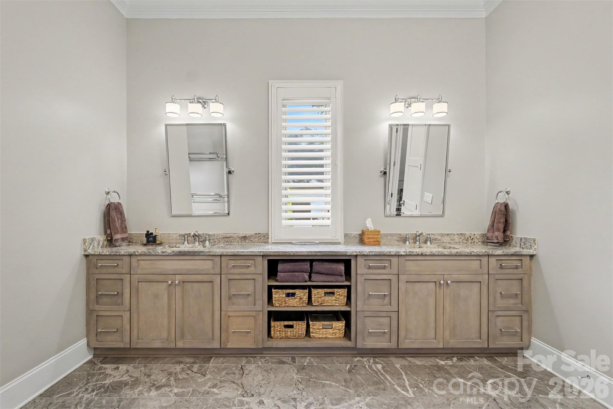 Single Family Residence at 4071 Poplar Ridge Drive, Fort Mill, photo 20 of 47