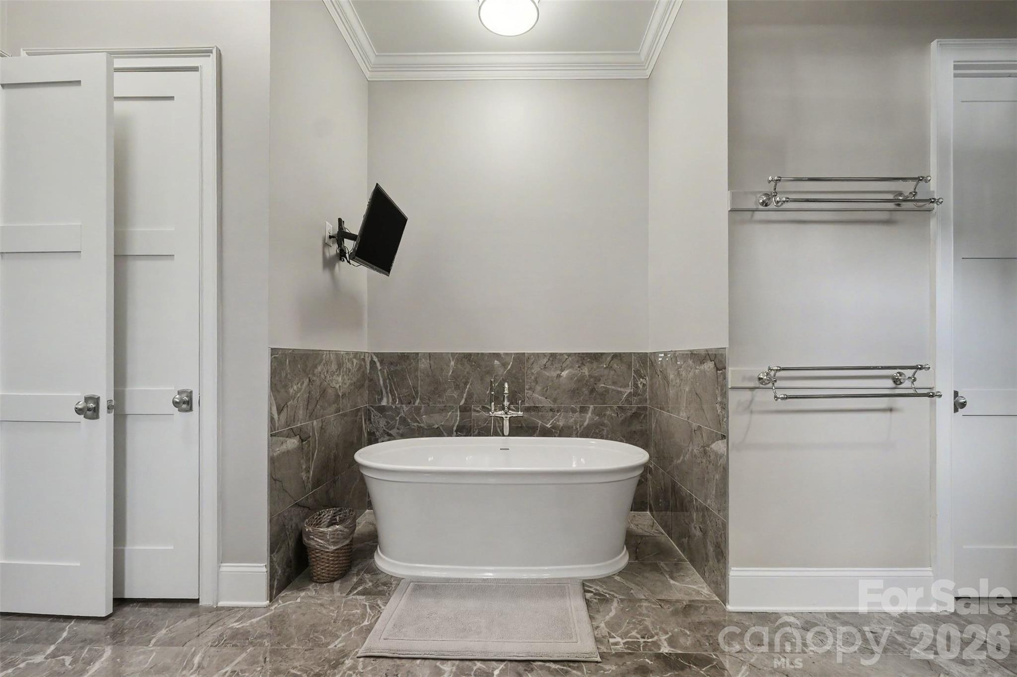 Single Family Residence at 4071 Poplar Ridge Drive, Fort Mill, photo 21 of 47