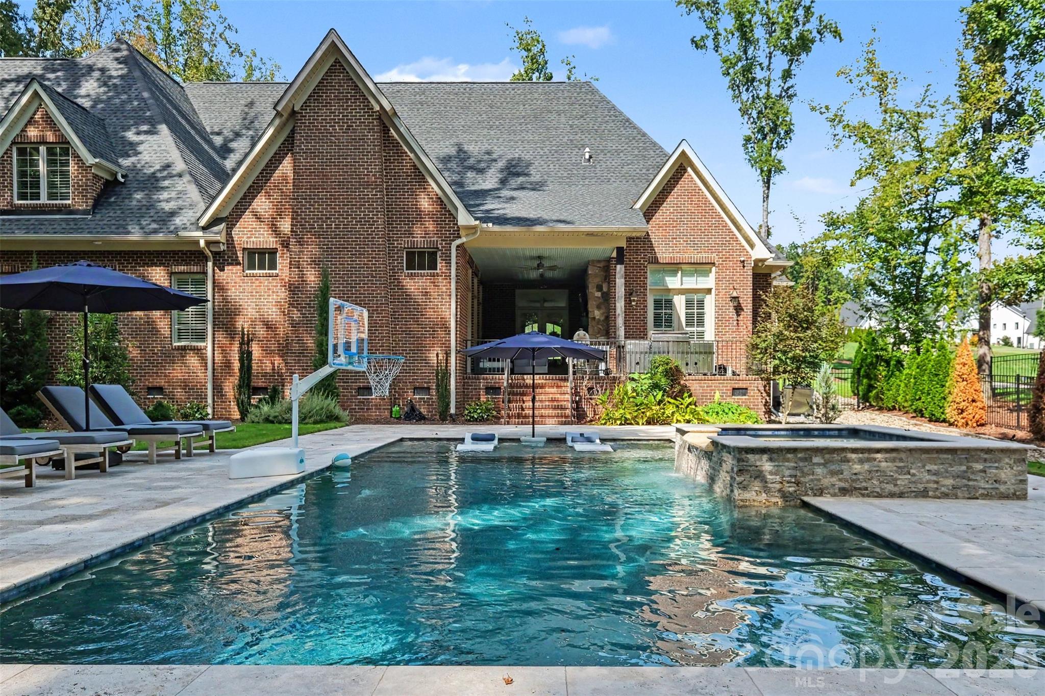 Single Family Residence at 4071 Poplar Ridge Drive, Fort Mill, photo 43 of 47