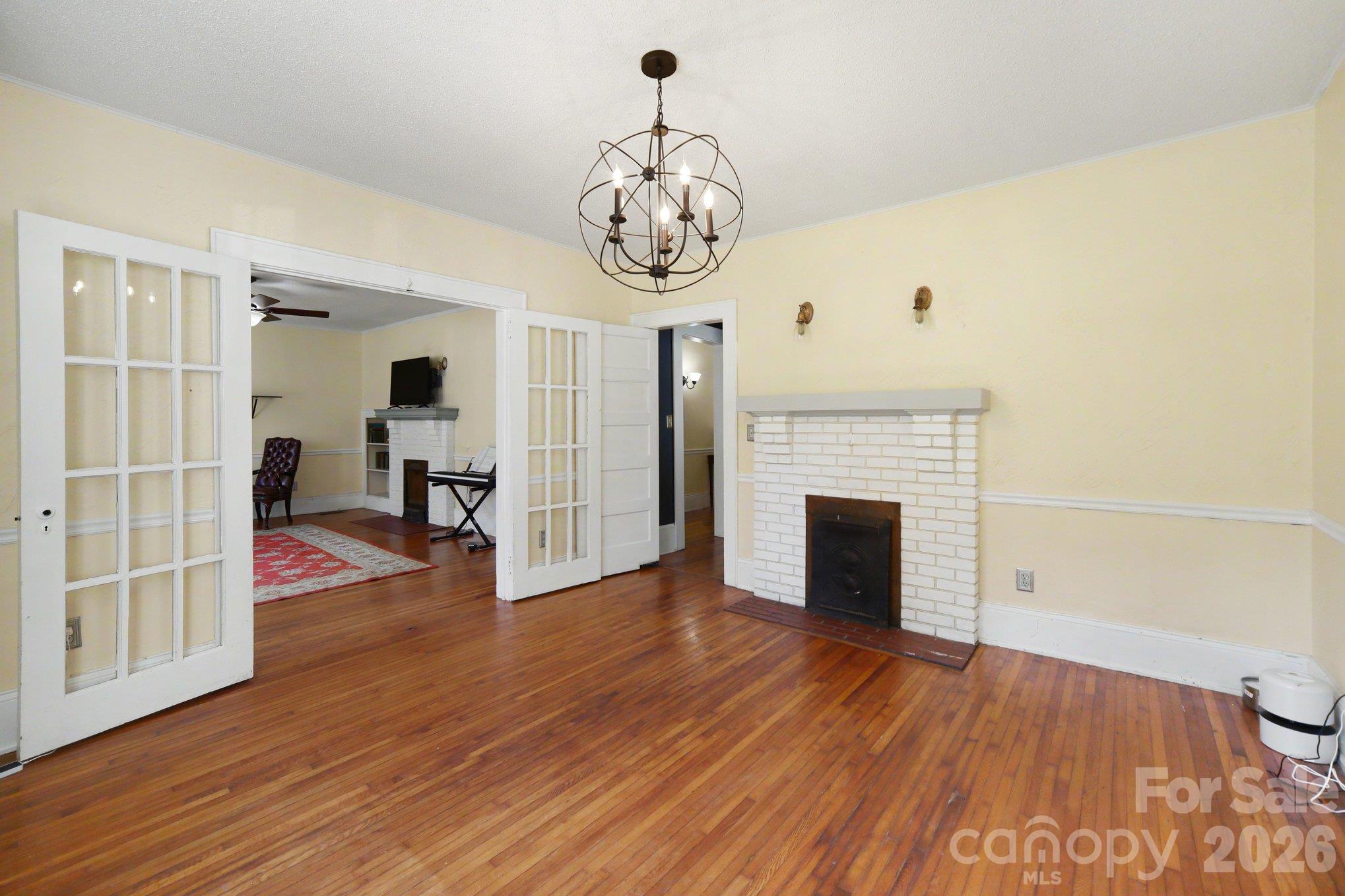 Single Family Residence at 821 S Chester Street, Gastonia, photo 7 of 30