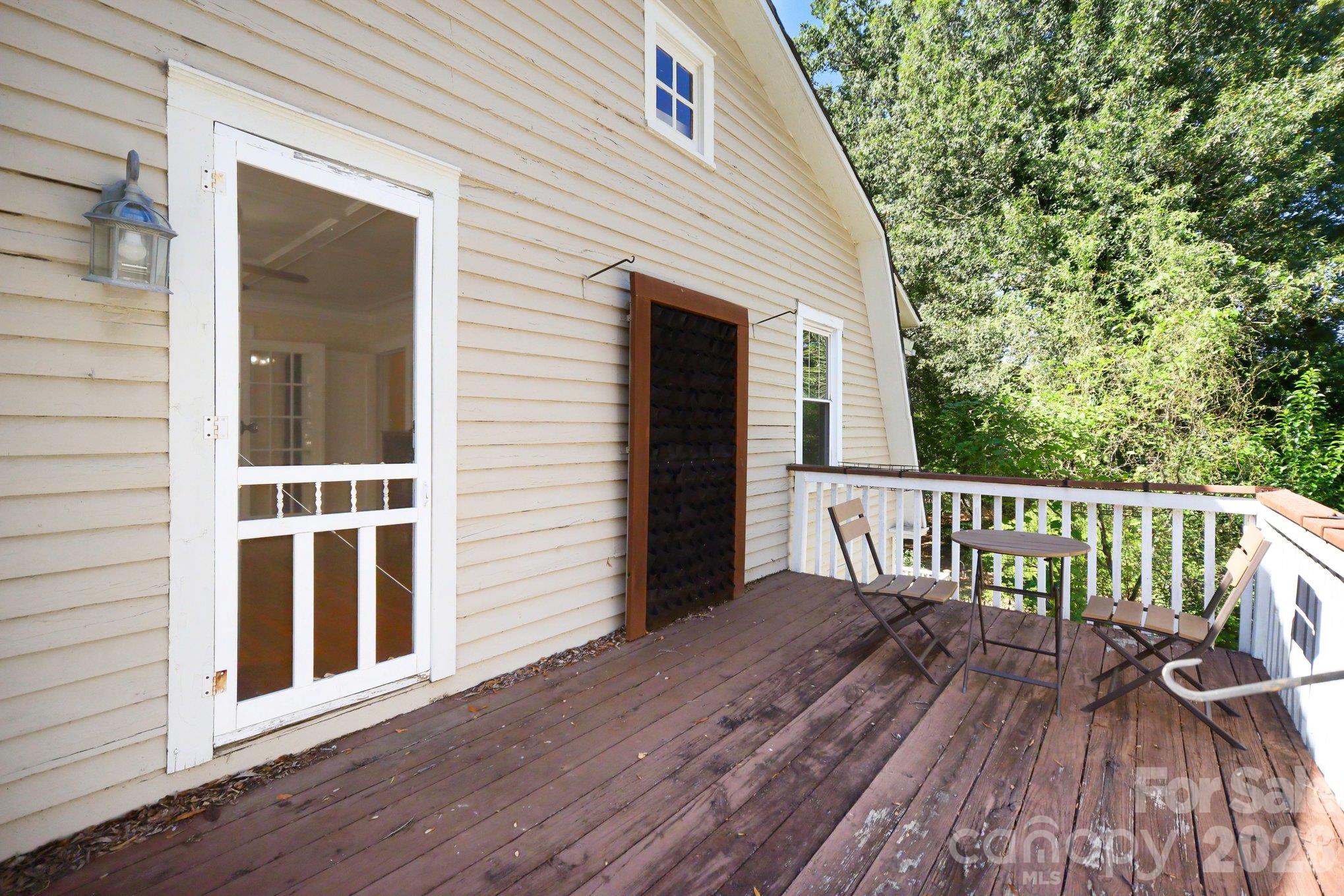 Single Family Residence at 821 S Chester Street, Gastonia, photo 23 of 30