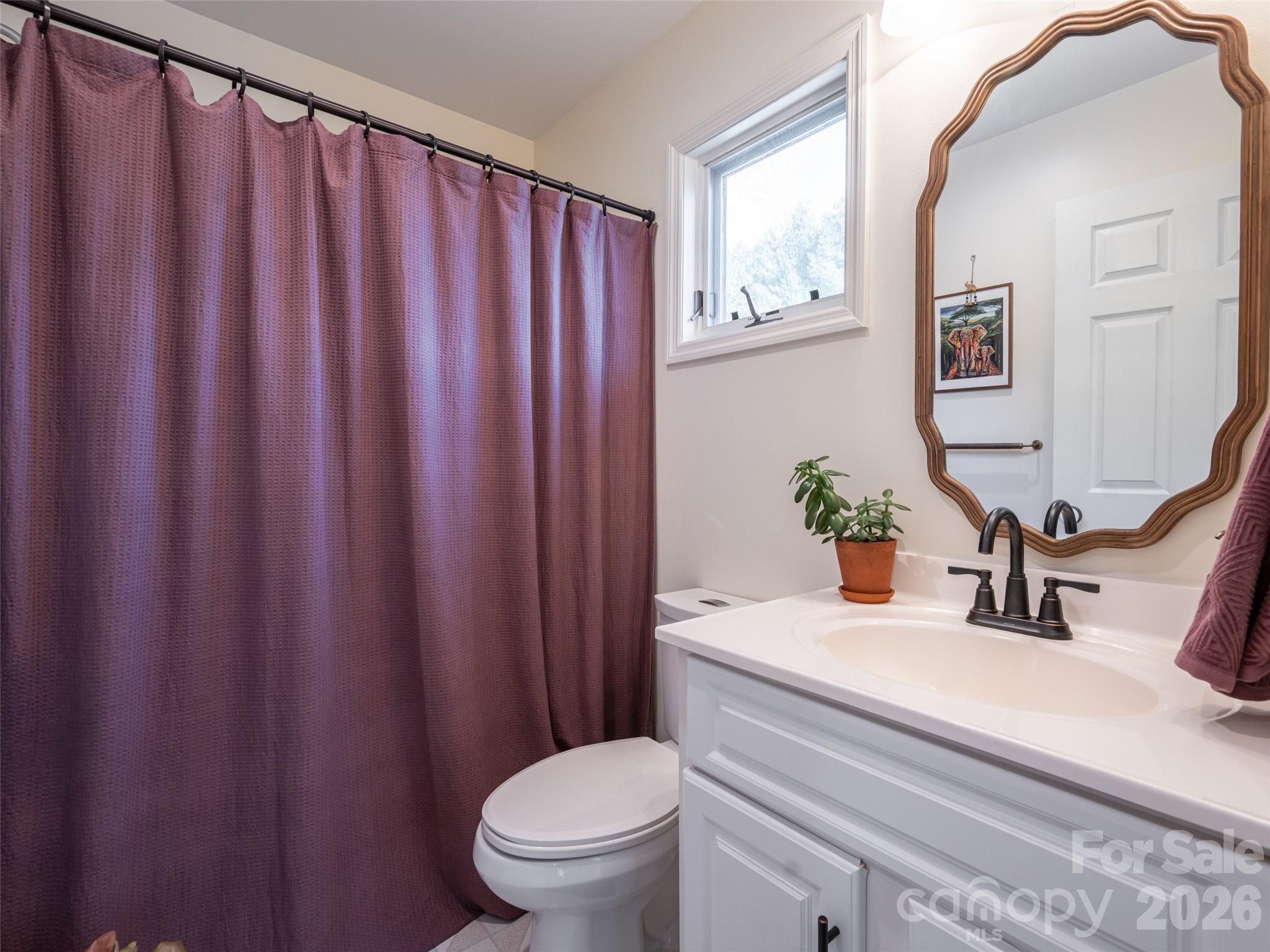 Single Family Residence at 2 Song Bird Lane, Weaverville, photo 21 of 48