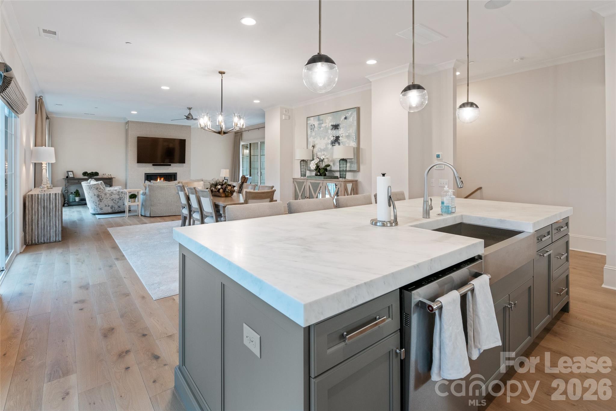 Townhouse at 1708 Lombardy Circle, Charlotte, photo 6 of 27