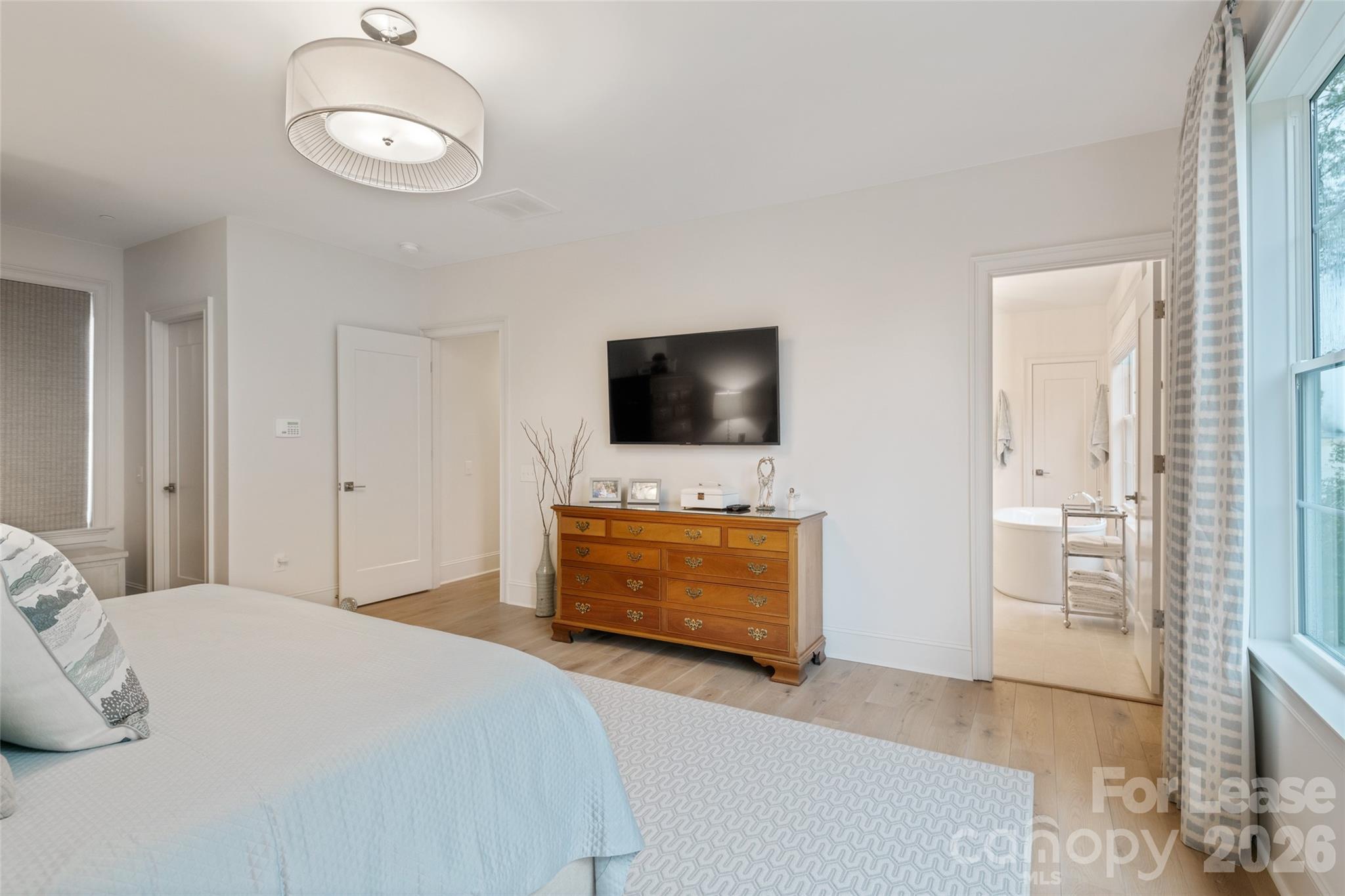 Townhouse at 1708 Lombardy Circle, Charlotte, photo 19 of 27