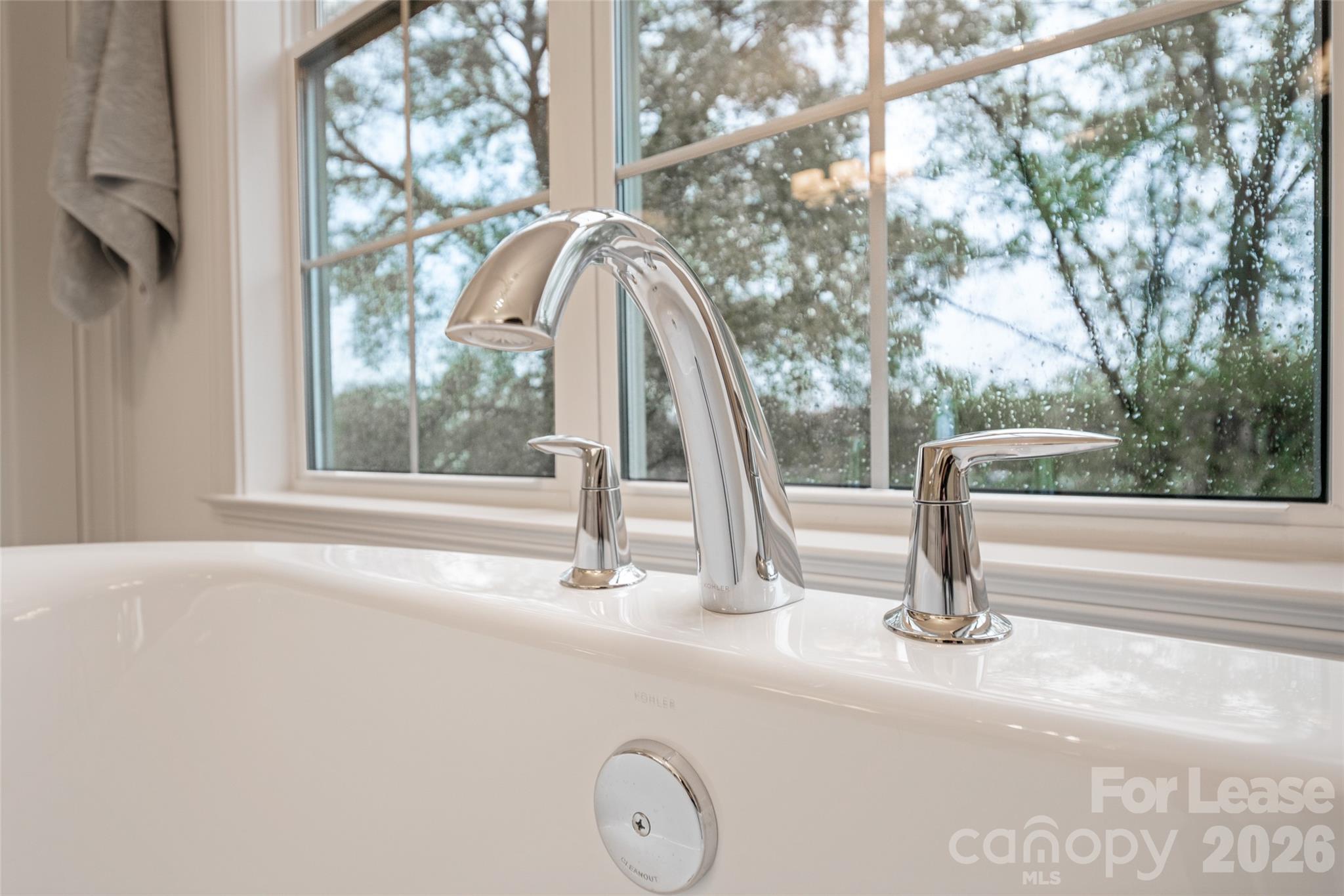 Townhouse at 1708 Lombardy Circle, Charlotte, photo 23 of 27