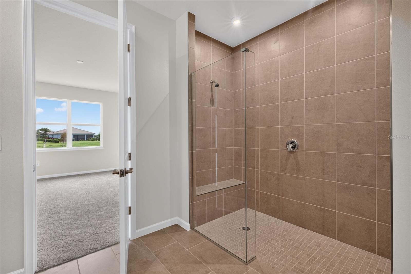 Villa at 18476 GREEN GARDEN CT, VENICE, photo 9 of 58