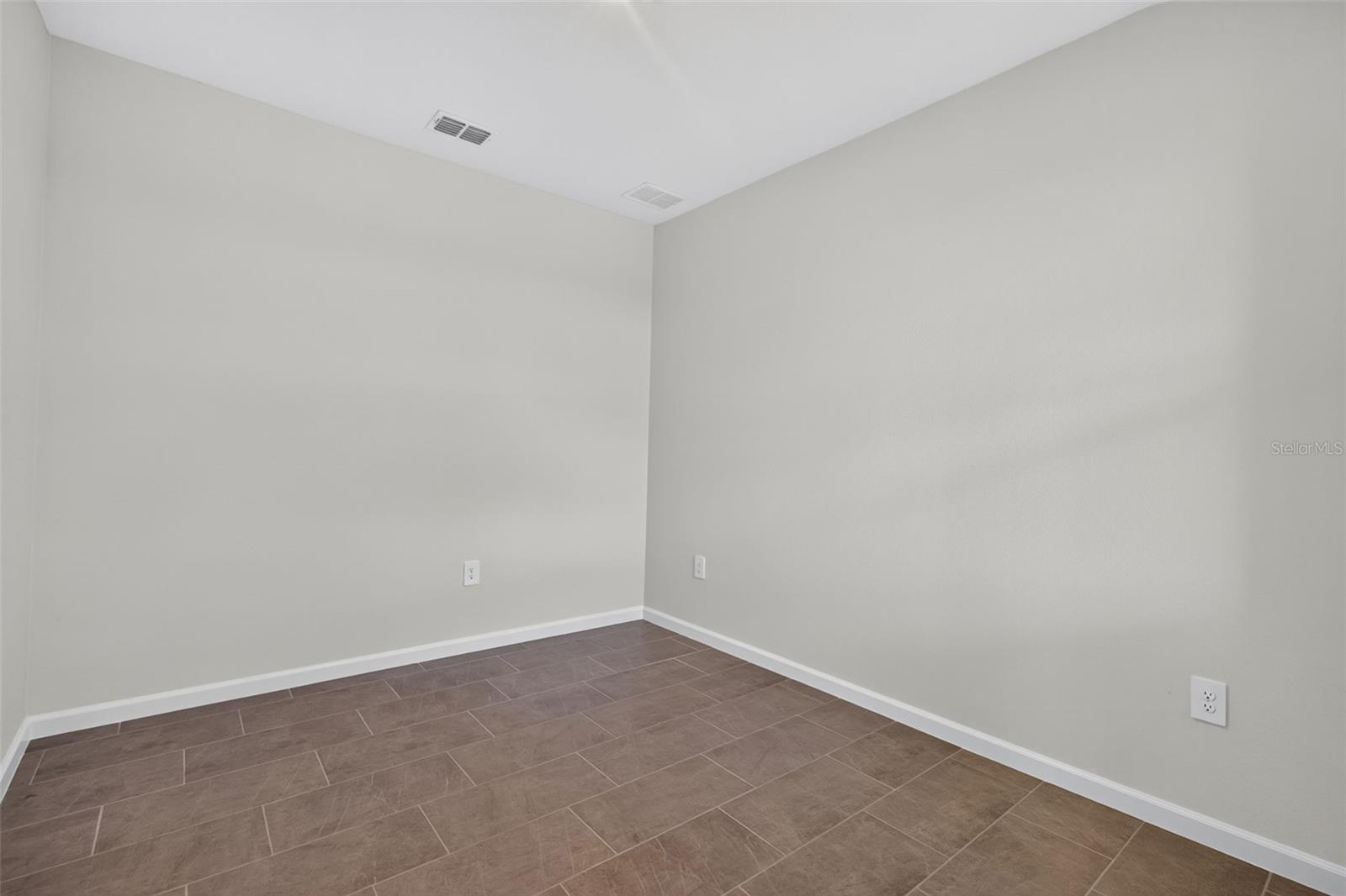 Villa at 18476 GREEN GARDEN CT, VENICE, photo 24 of 58