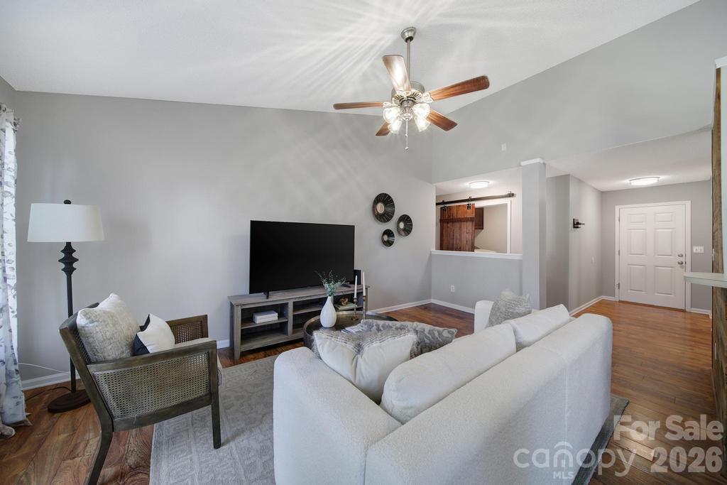 Single Family Residence at 137 Bosburg Drive, Mooresville, photo 11 of 32