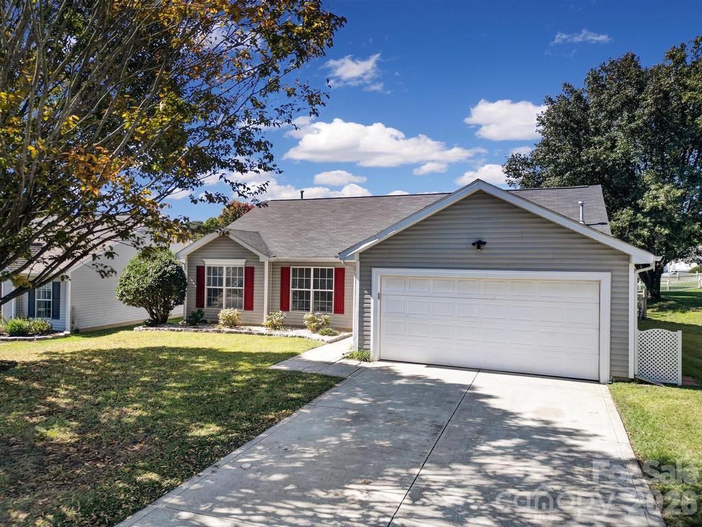 Single Family Residence at 137 Bosburg Drive, Mooresville, photo 31 of 32