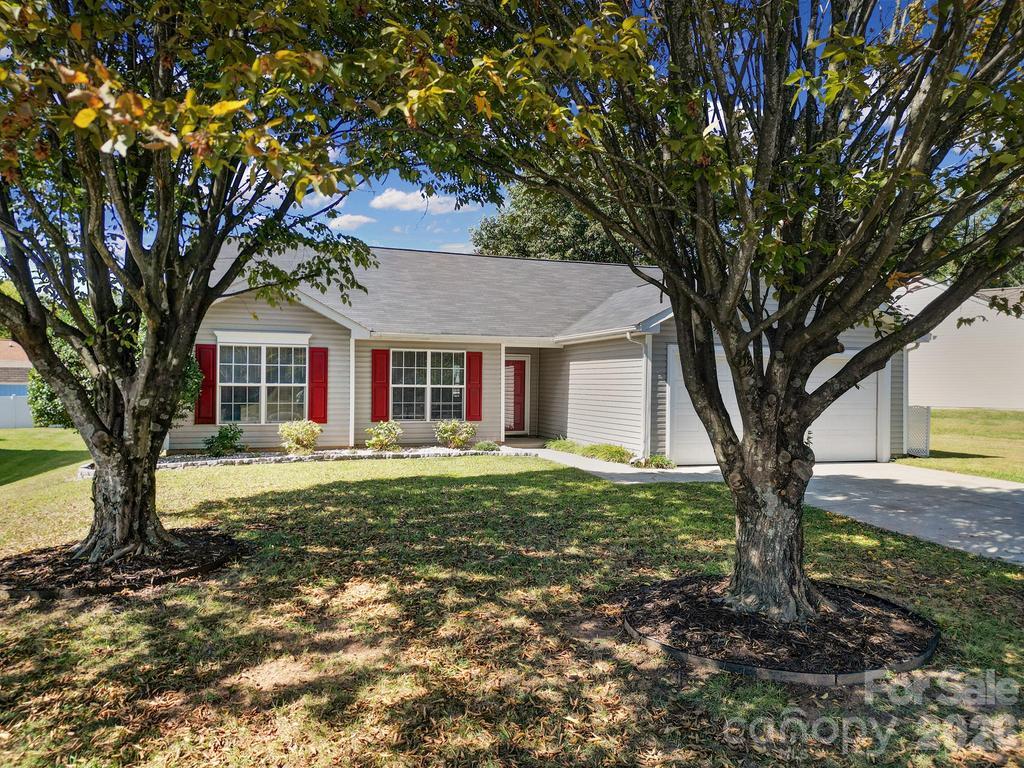 Single Family Residence at 137 Bosburg Drive, Mooresville, photo 32 of 32