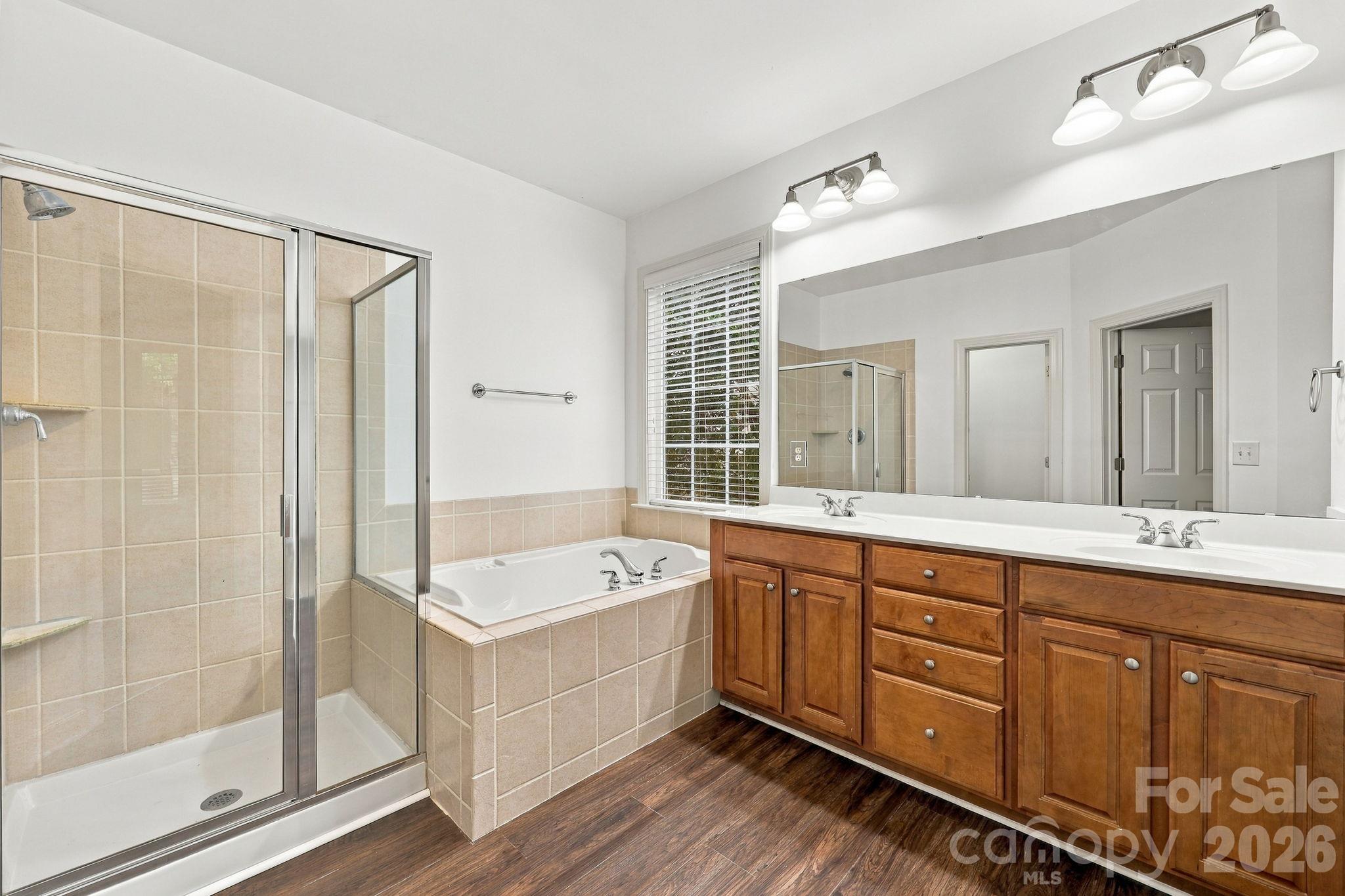 Single Family Residence at 17625 Harbor Walk Drive, Cornelius, photo 24 of 48