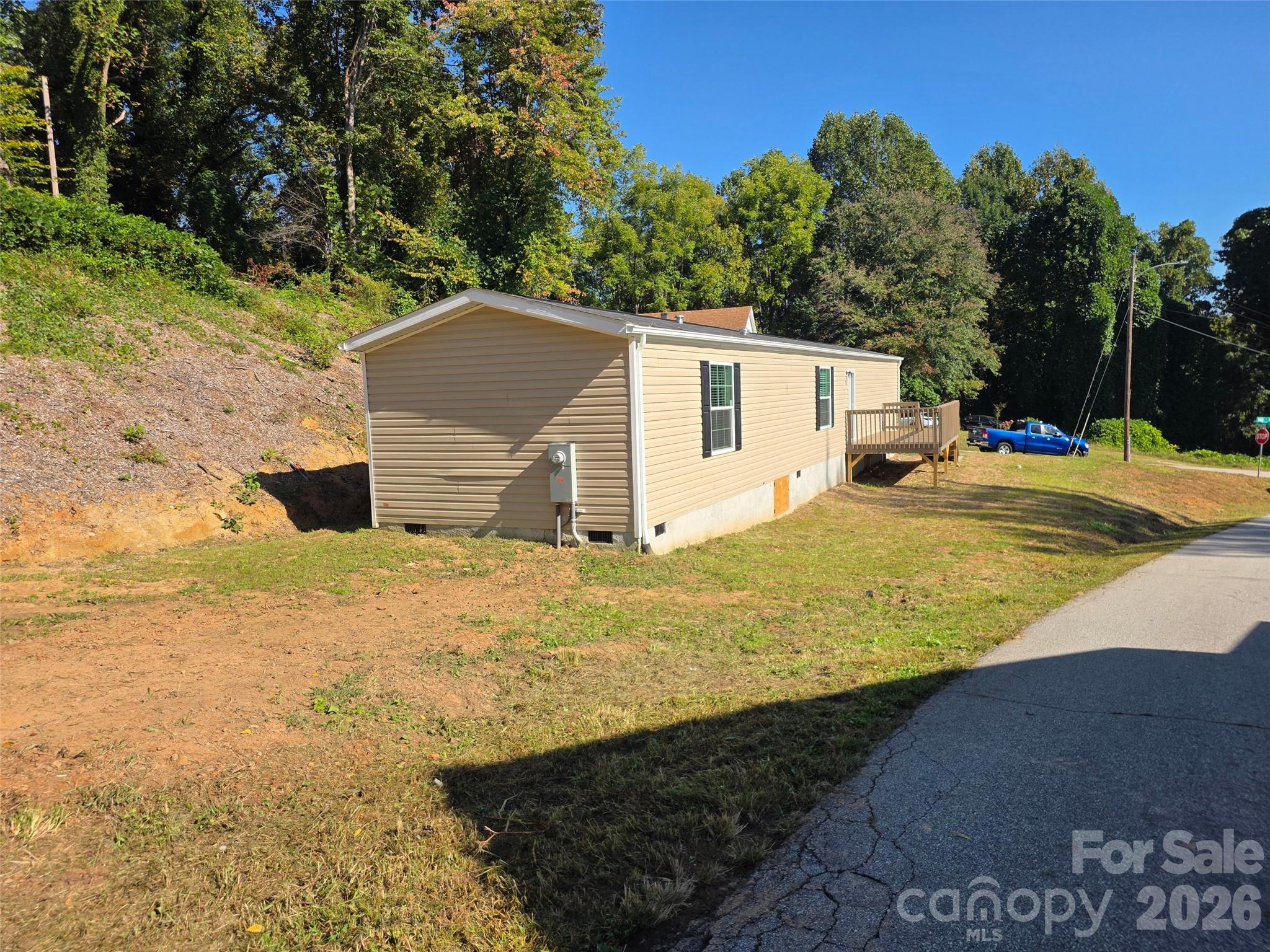 Single Family Residence at 155 Fourth C Street, Marion, photo 5 of 22