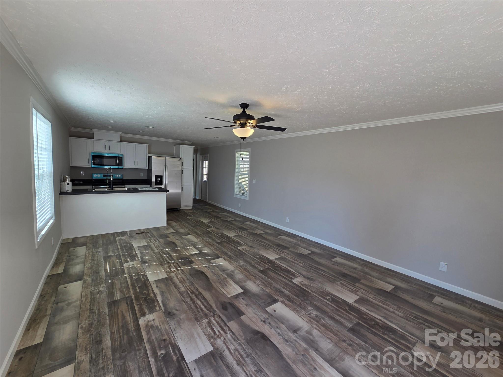 Single Family Residence at 155 Fourth C Street, Marion, photo 7 of 22