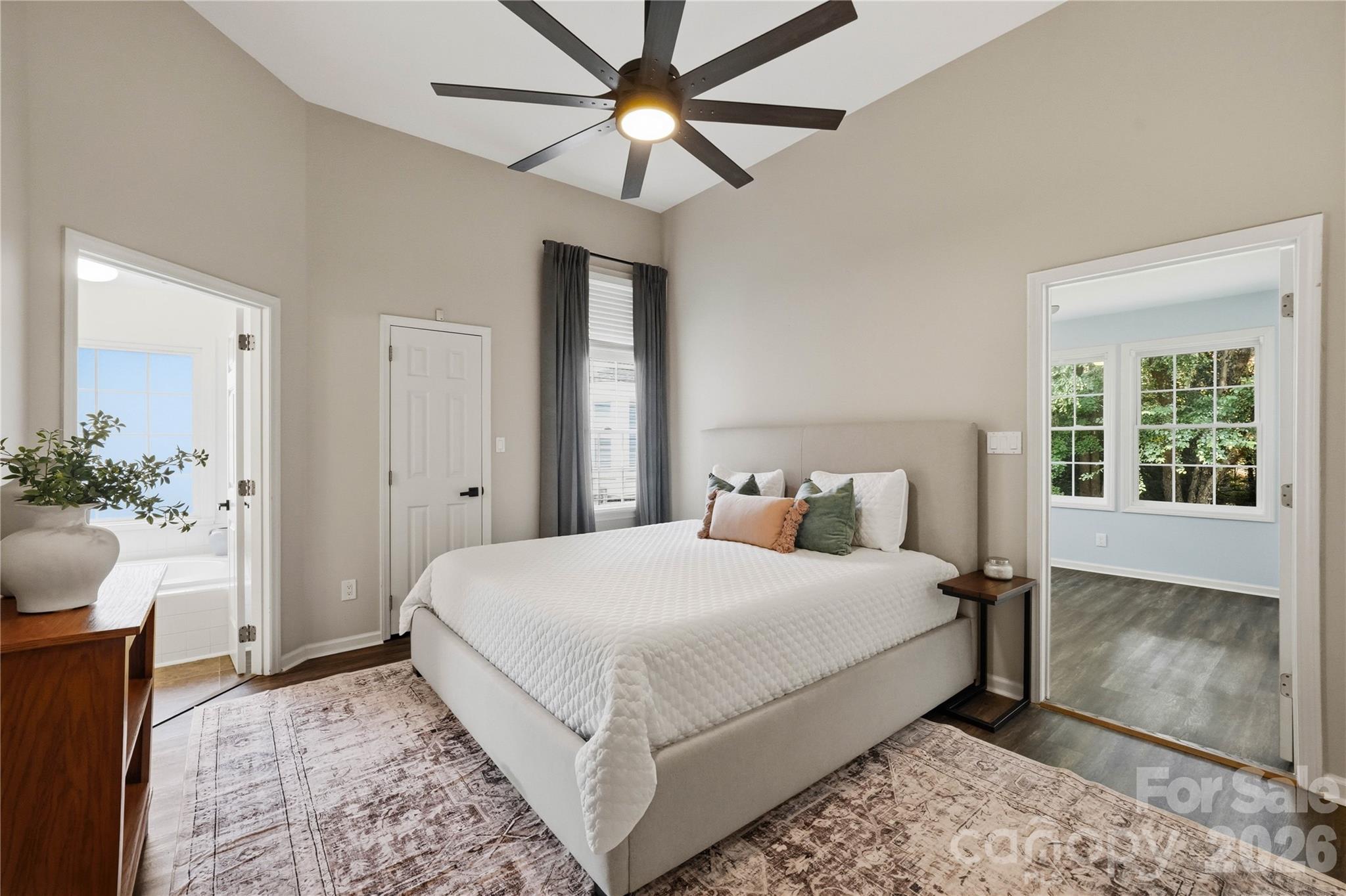 Single Family Residence at 2815 Winghaven Lane, Charlotte, photo 6 of 45